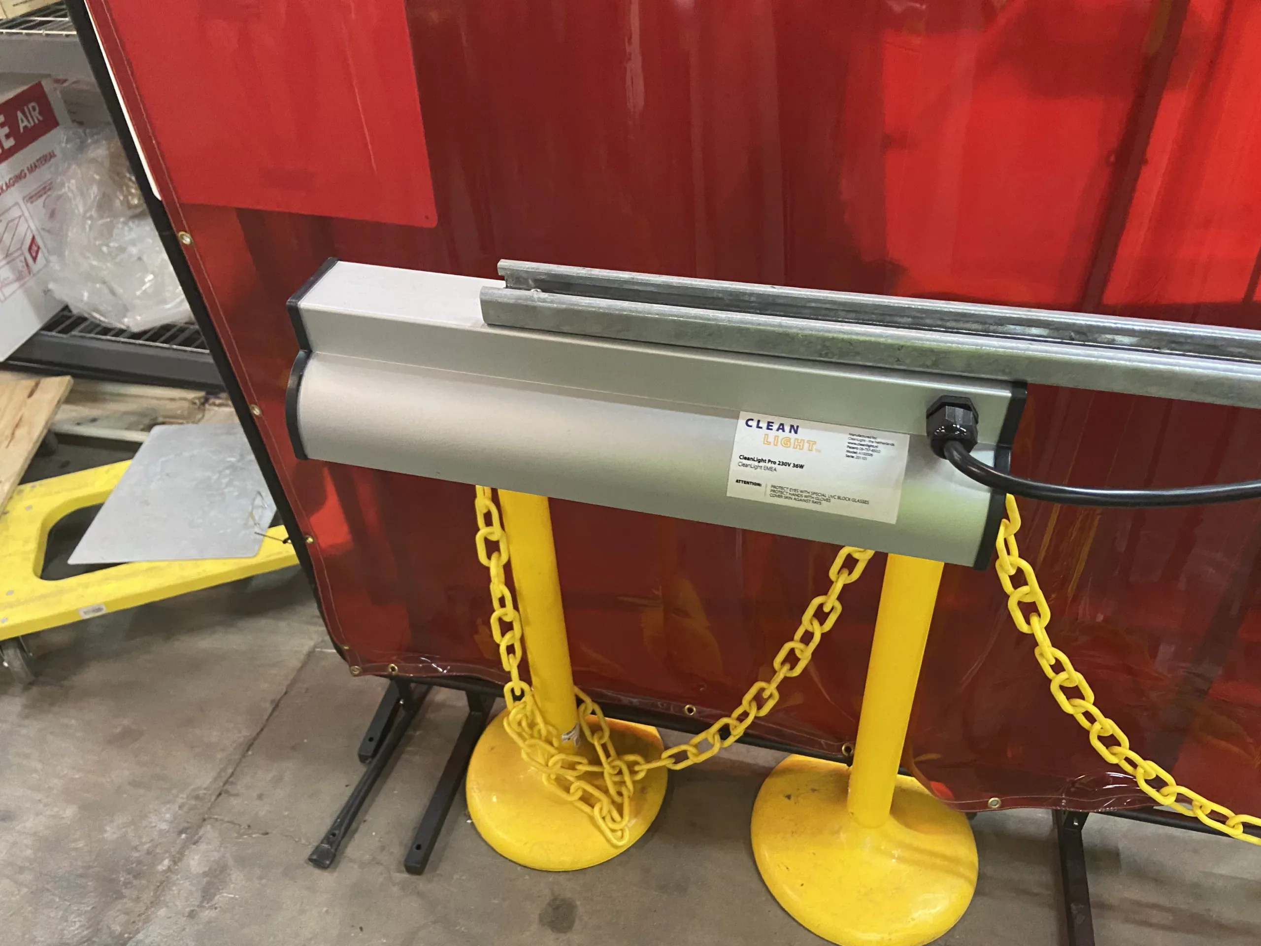 AEROFARMS LOT 10 - Eco-Friendly Plant Protection: CleanLight PRO Unit with Rapid UV Crop Protection Technology, photo 2