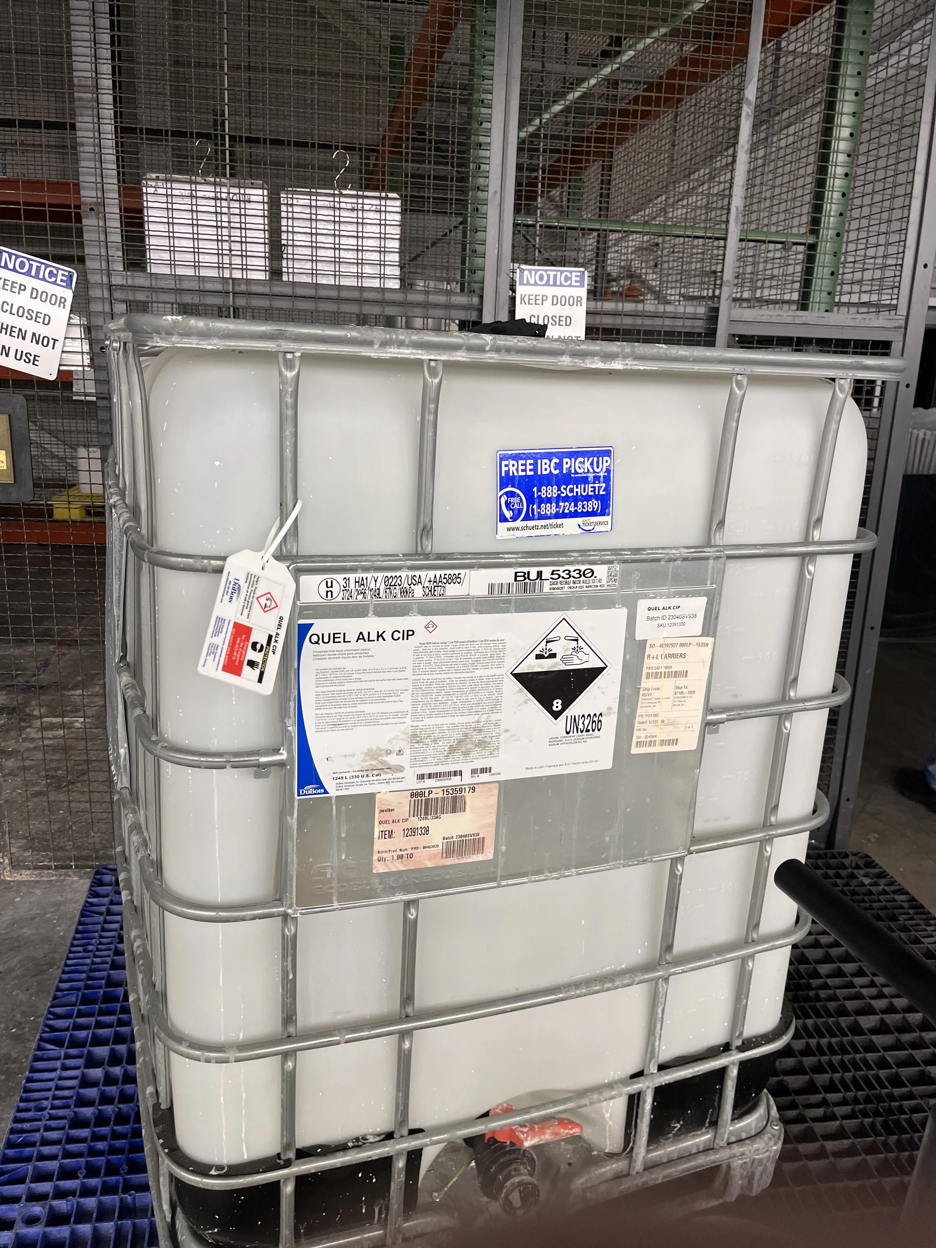 AEROFARMS LOT 10 - Specialized Cleaning Solutions & 350-Gallon Totes, photo 9