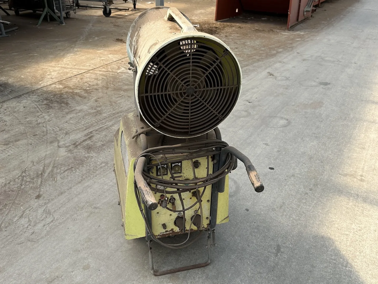 WHITE'S AUCTION LOT 105 - Used Ball Large AutoFog Greenhouse Fogger - Unit #9 - Covers Up to 70,000 sq ft with HAF Fans, photo 2