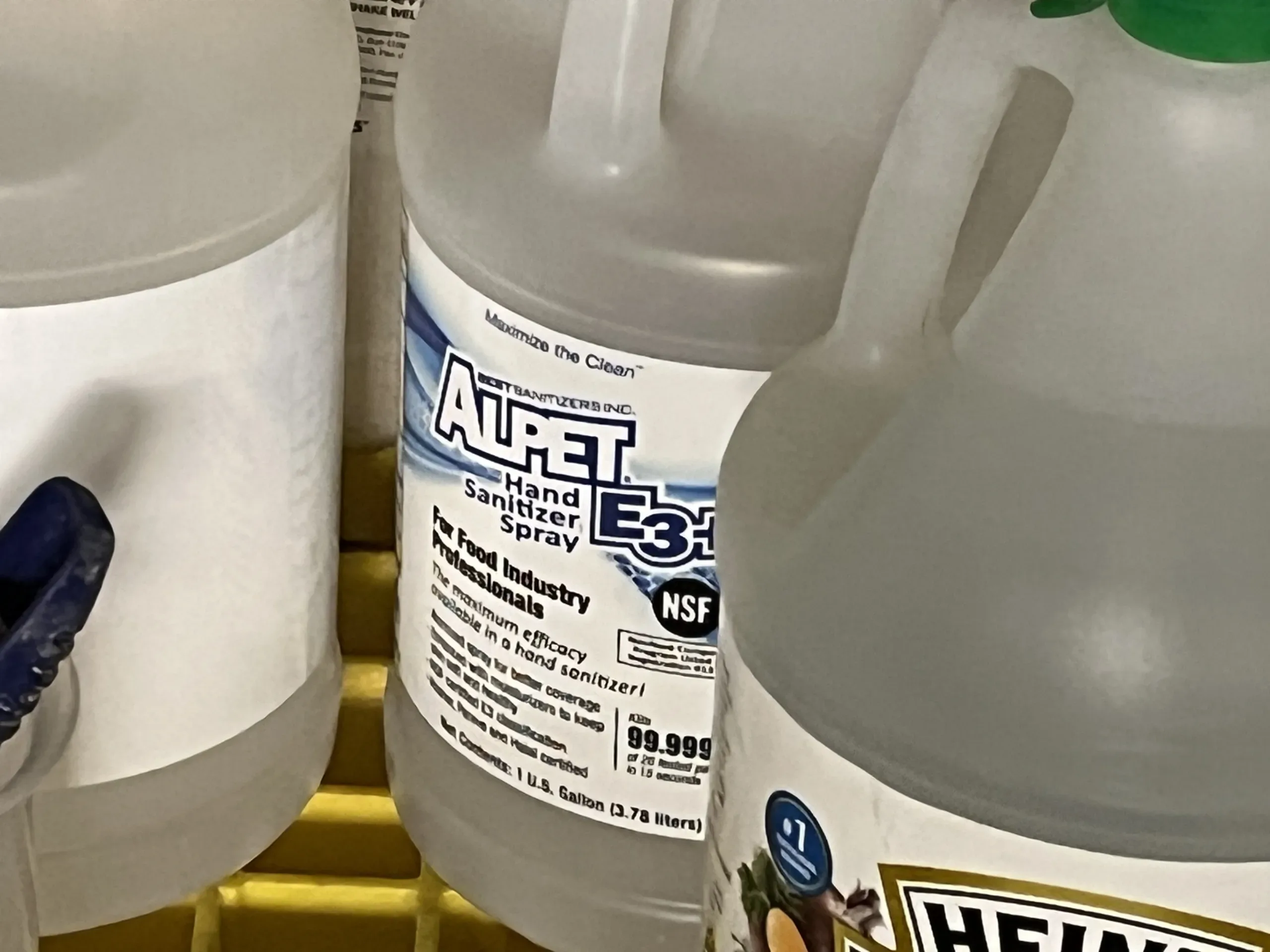 AEROFARMS LOT 12 -  Hydroponic Nutrients - Potassium Hydroxide, pH 4 Buffer, Botanigard ES, Oxidite 2.0, Alpet Food Grade Hand Sanitizer, photo 4