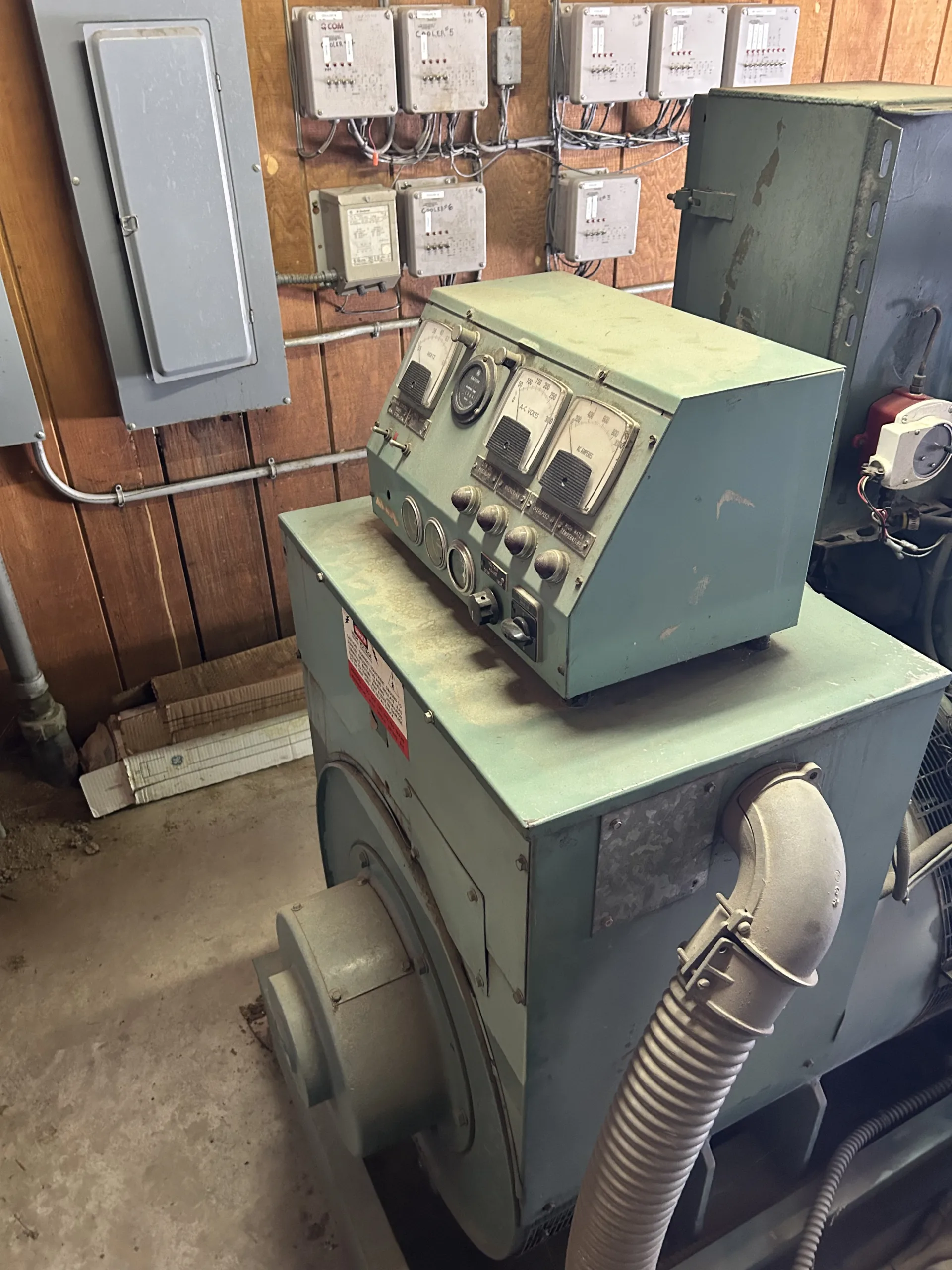 WHITES AUCTION LOT 425 - Detroit Diesel Generator 125 kW in Packing Shed, photo 7