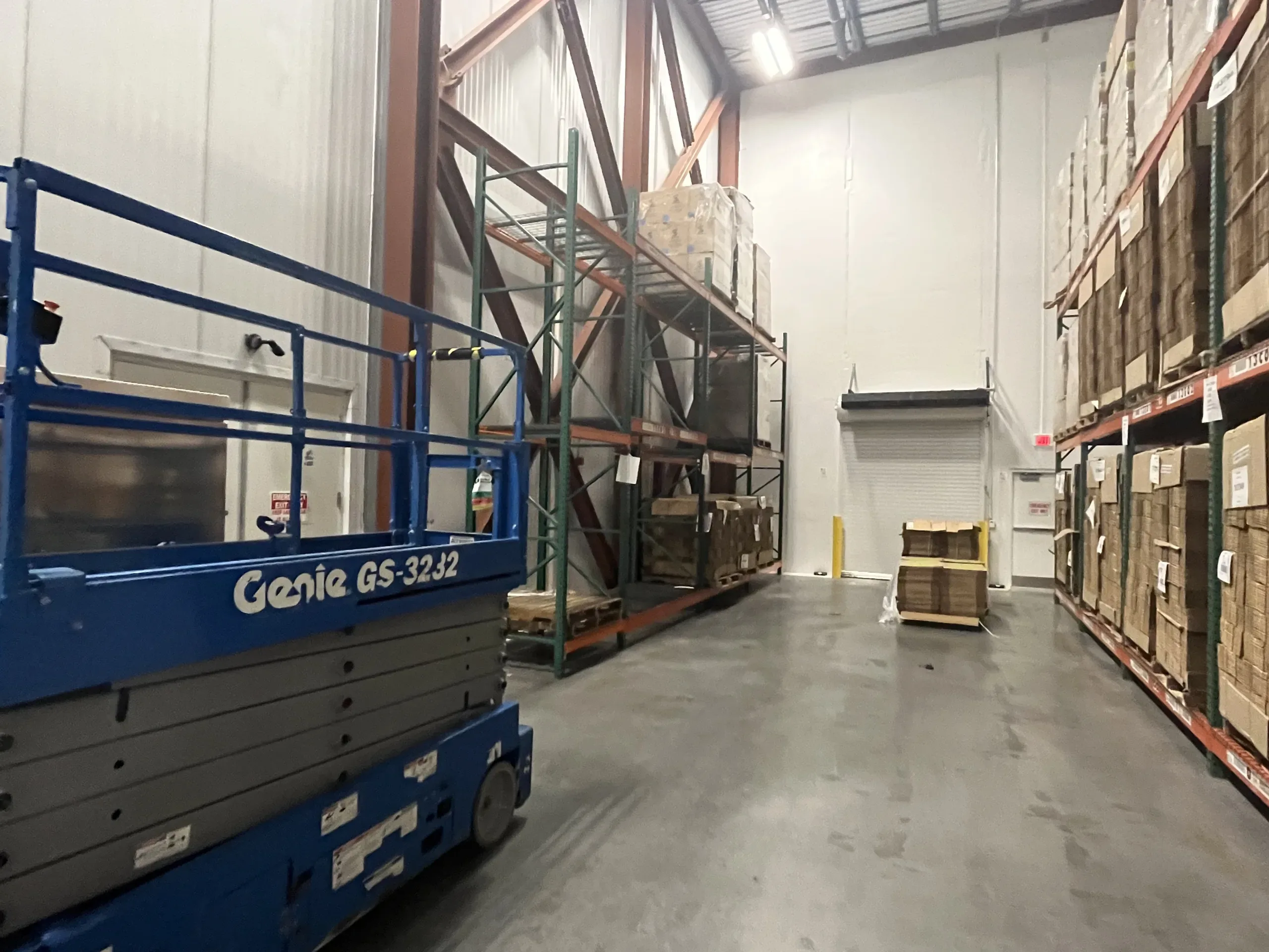 AEROFARMS LOT 79 - Industrial Pallet Racking, photo 3