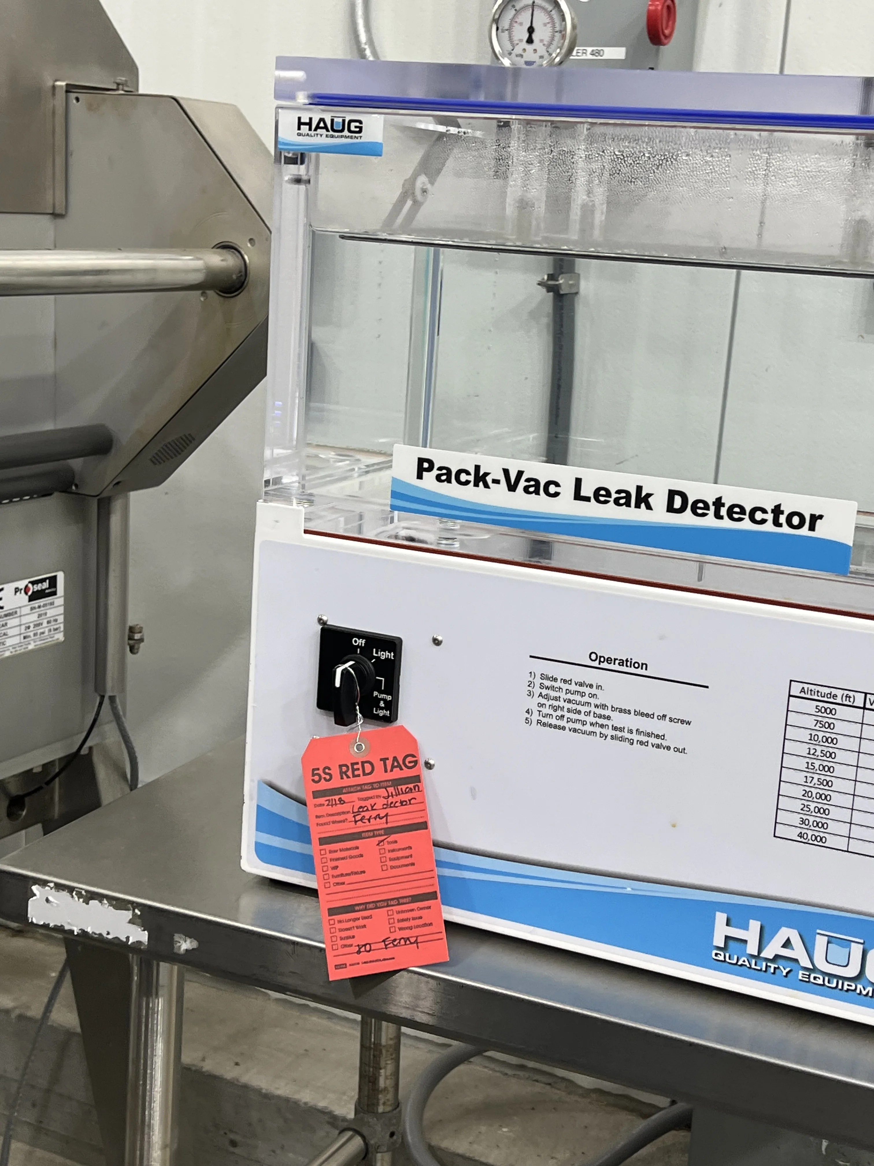 AEROFARMS LOT 95 - Haug Pack-Vac Package Leak Detectors, photo 3