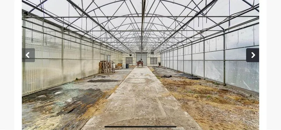 Expansive Greenhouse Pair in Scenic Dayton Ohio Countryside, photo 2