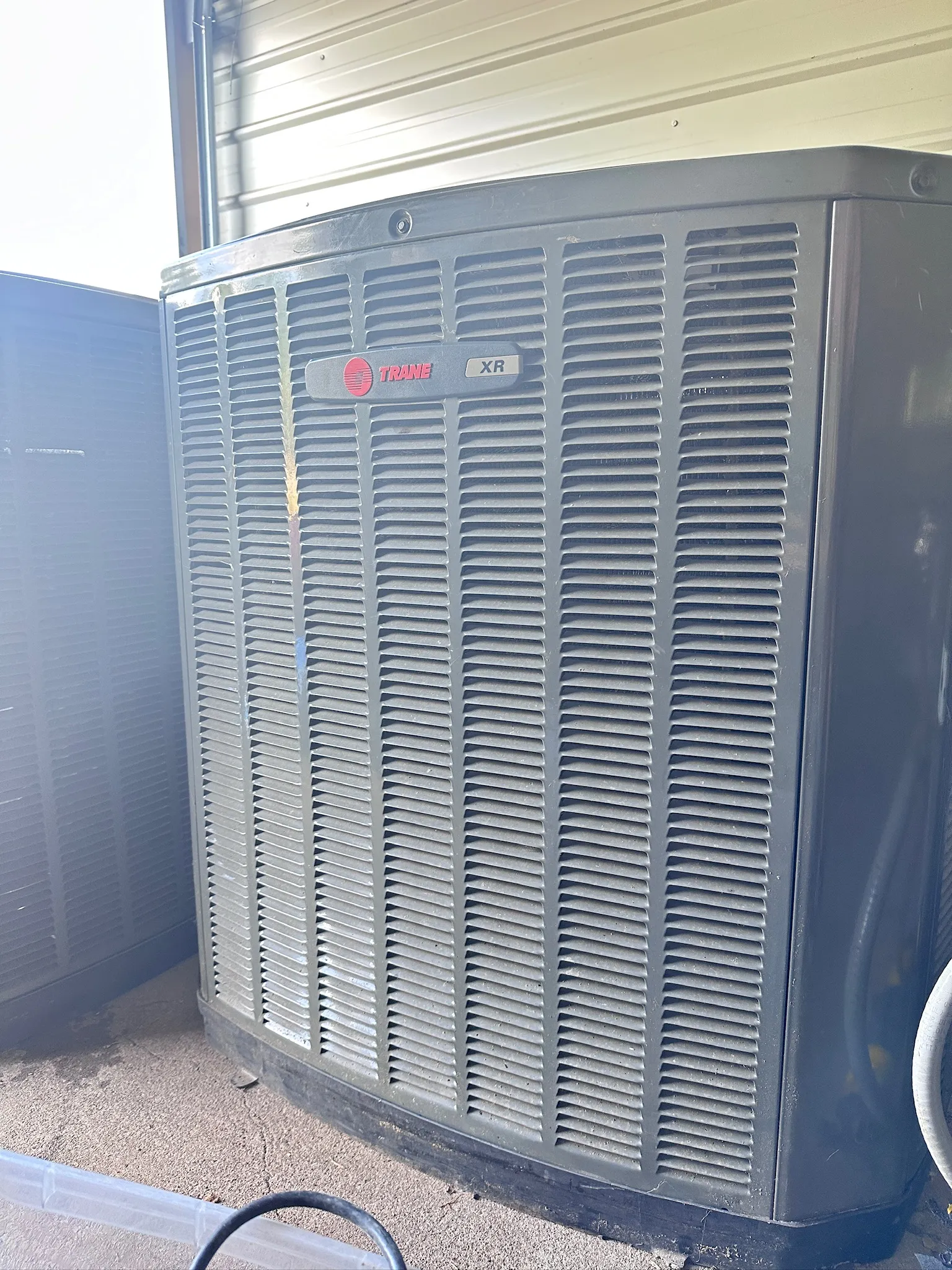 Trane High-Efficiency Air Conditioner - Dual Units with Climatuff Scroll Compressor and Spine Fin Coil Technology, Manufactured in 2021/2020, photo 2
