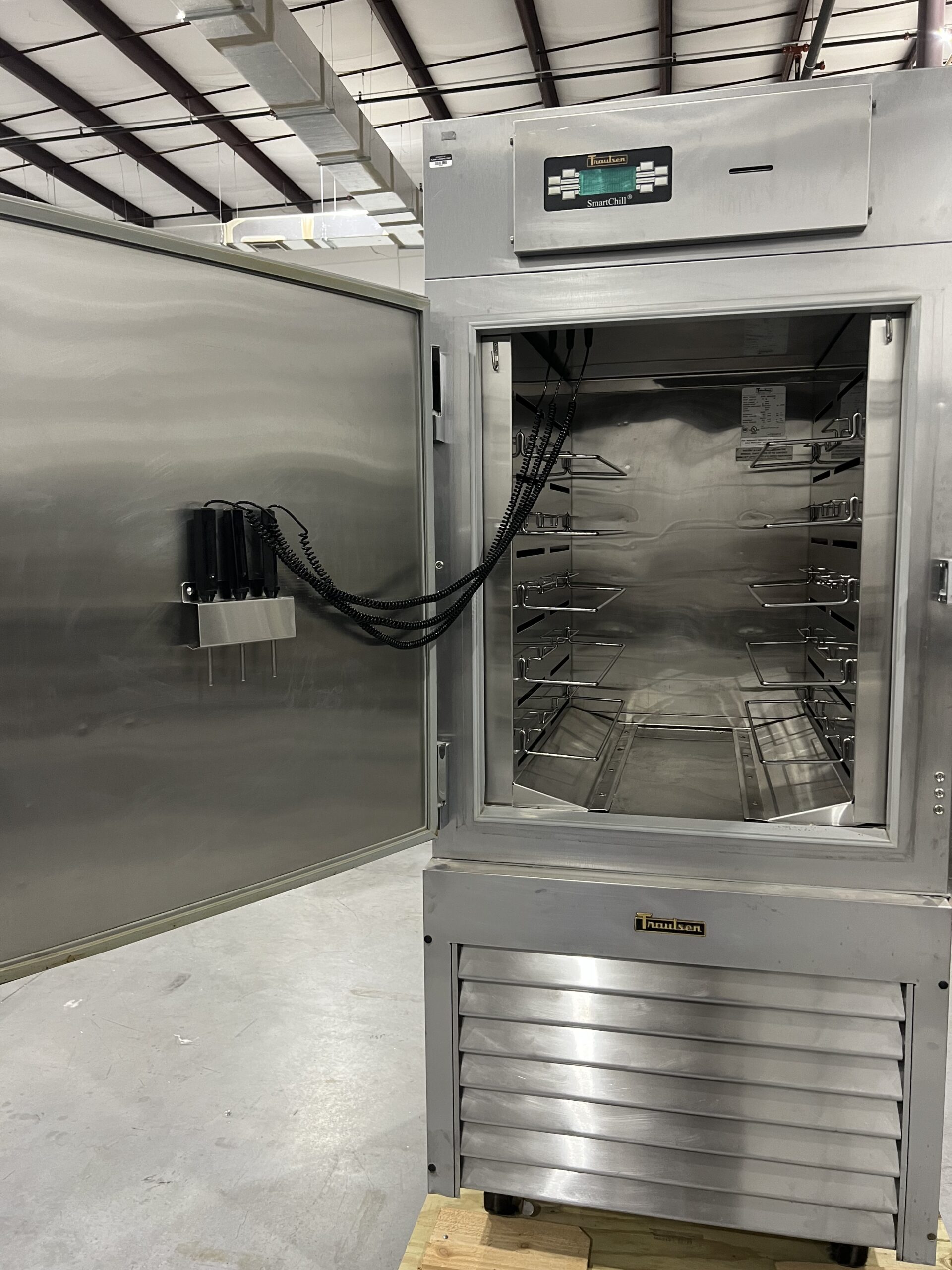 Traulsen 100lb Stainless Steel Blast Chiller - Located in Orlando, FL, photo 3