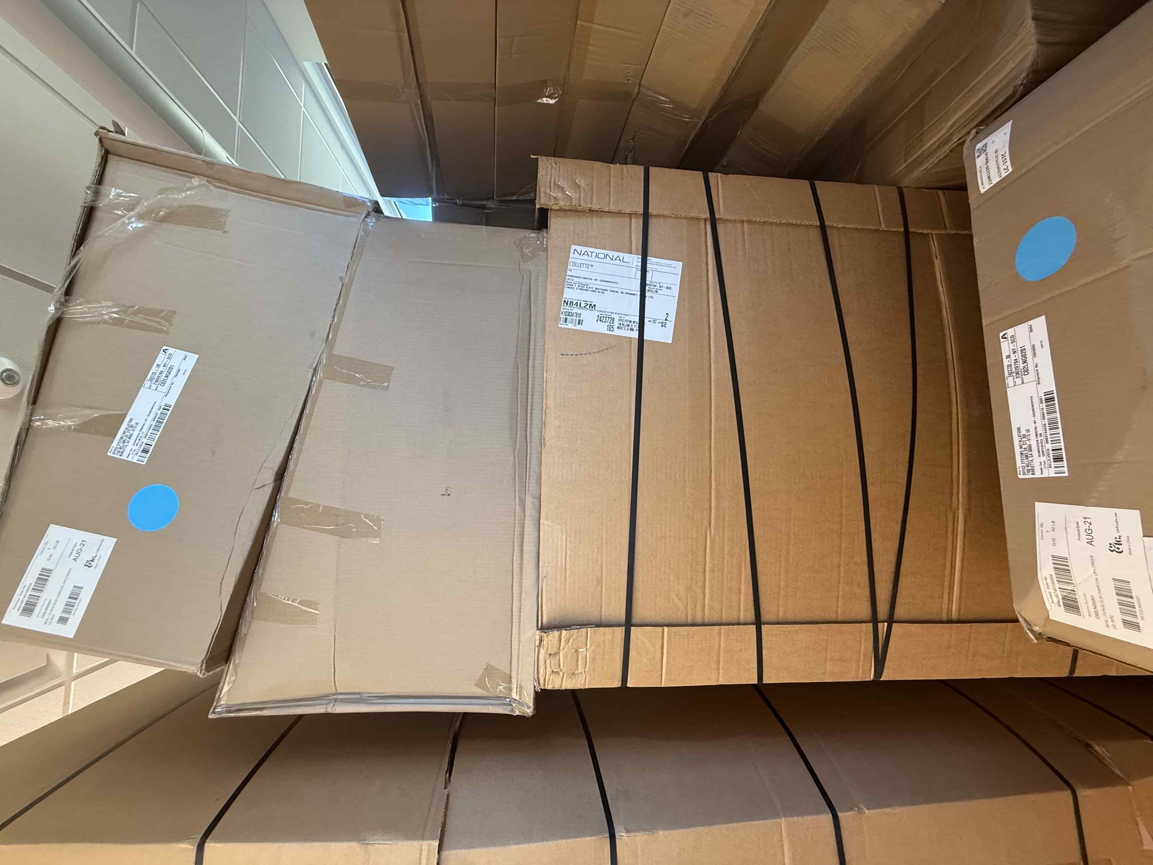 SB10 Poppin & National Office Furniture Mixed Office Inventory – Task Chairs, Meeting Chairs, Desktops, and Panels, photo 5
