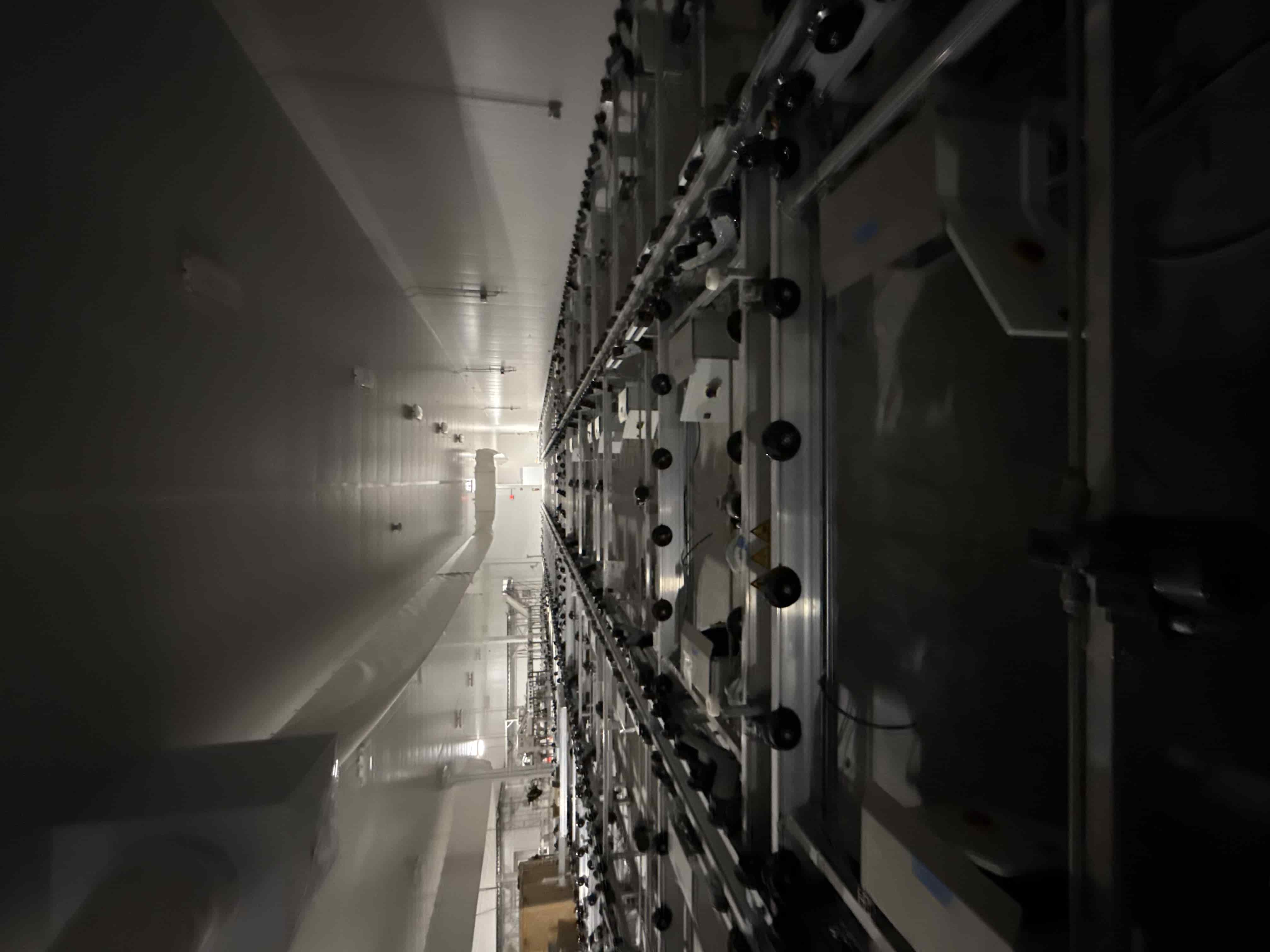 SB1000: Logiqs Automated Tray Buffer & Conveyor System – Bowery Farming Farm 4, photo 11