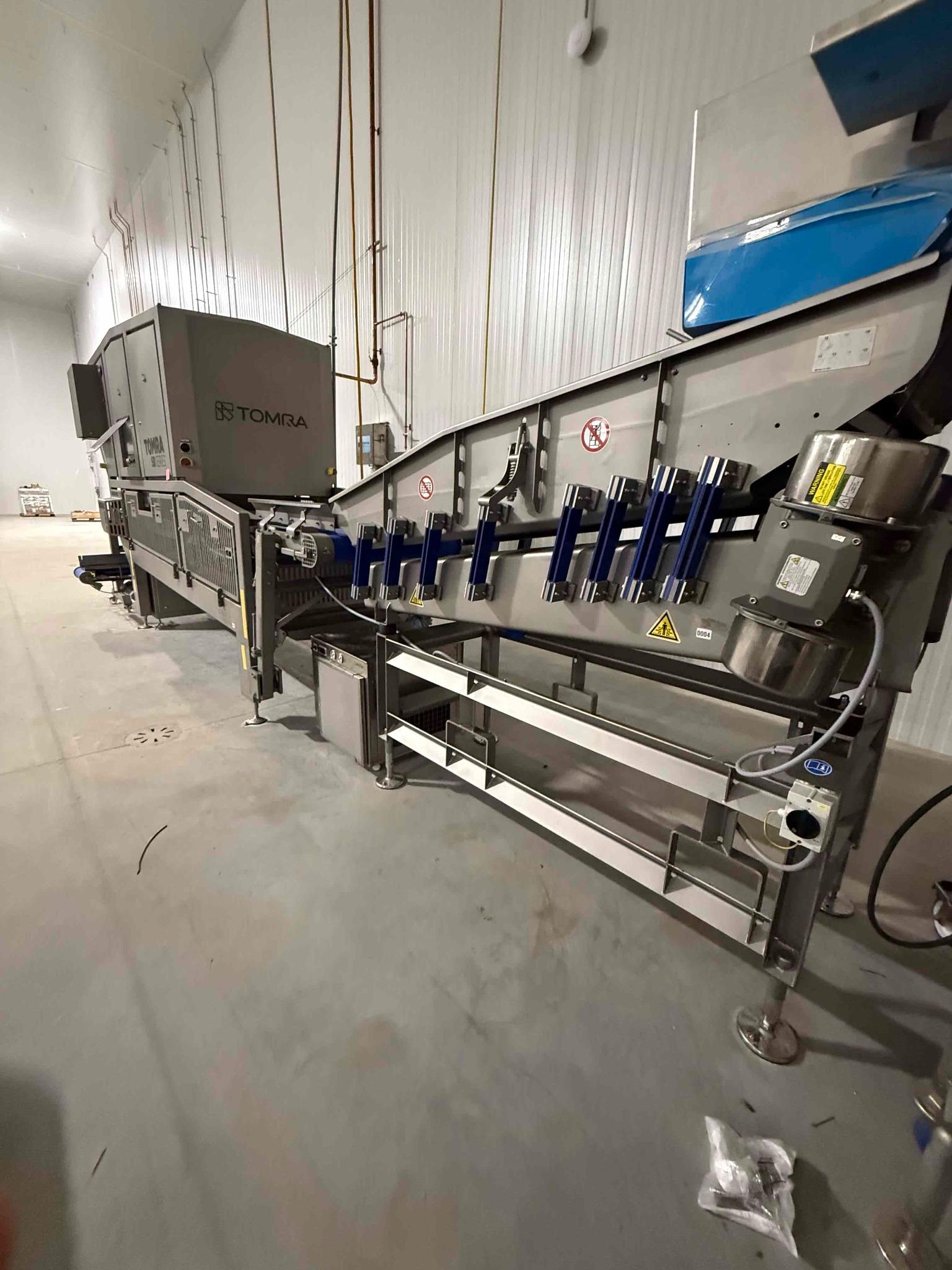 SB145: TOMRA 5B Optical Food Sorting Machine with Conveyor System, photo 5