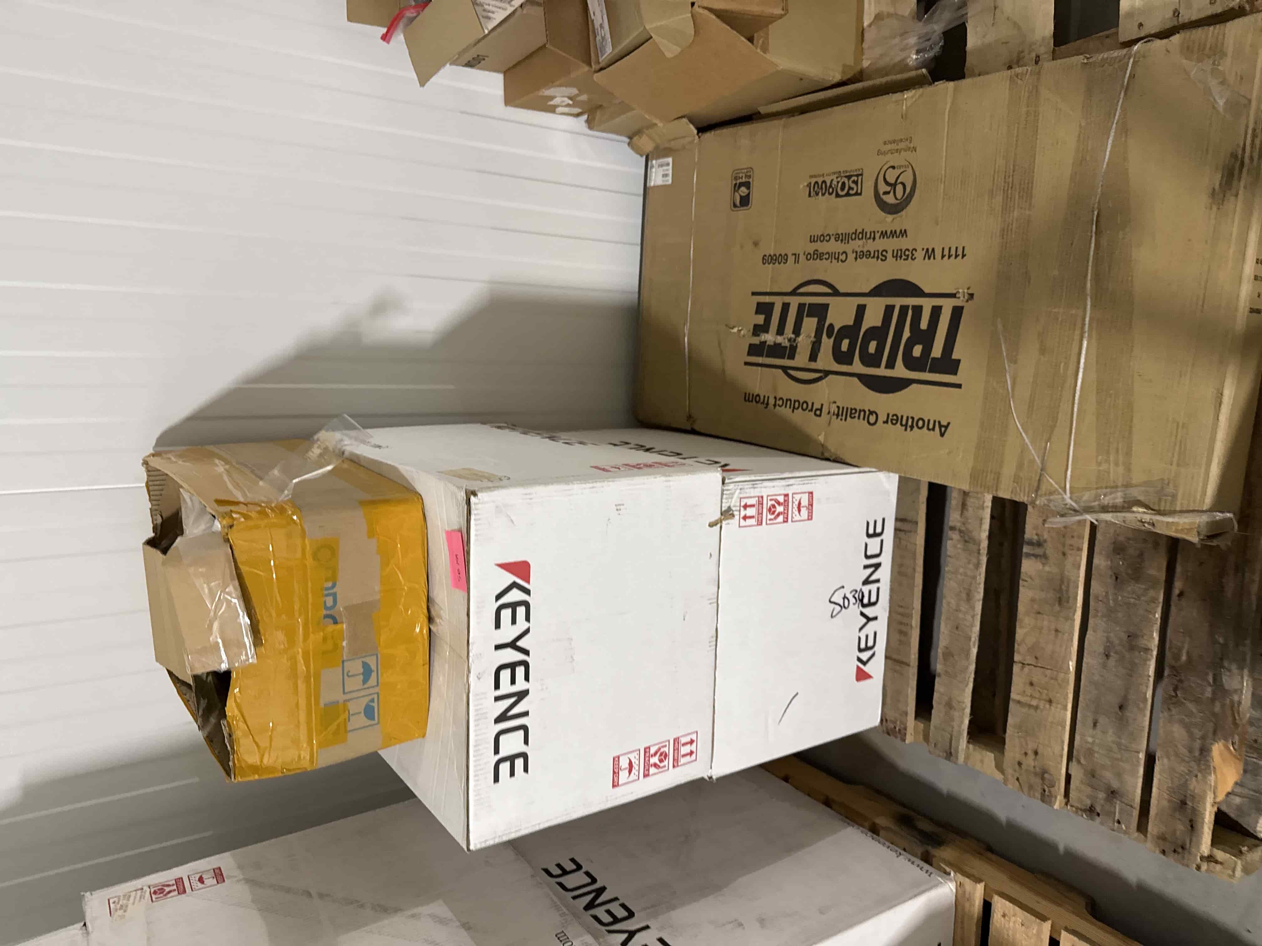 Sb159:  KEYENCE FD-Q50C Clamp-On Ultrasonic Flow Sensors – Factory-Sealed (FD-Q Series, Qty 205 in Contract), photo 3