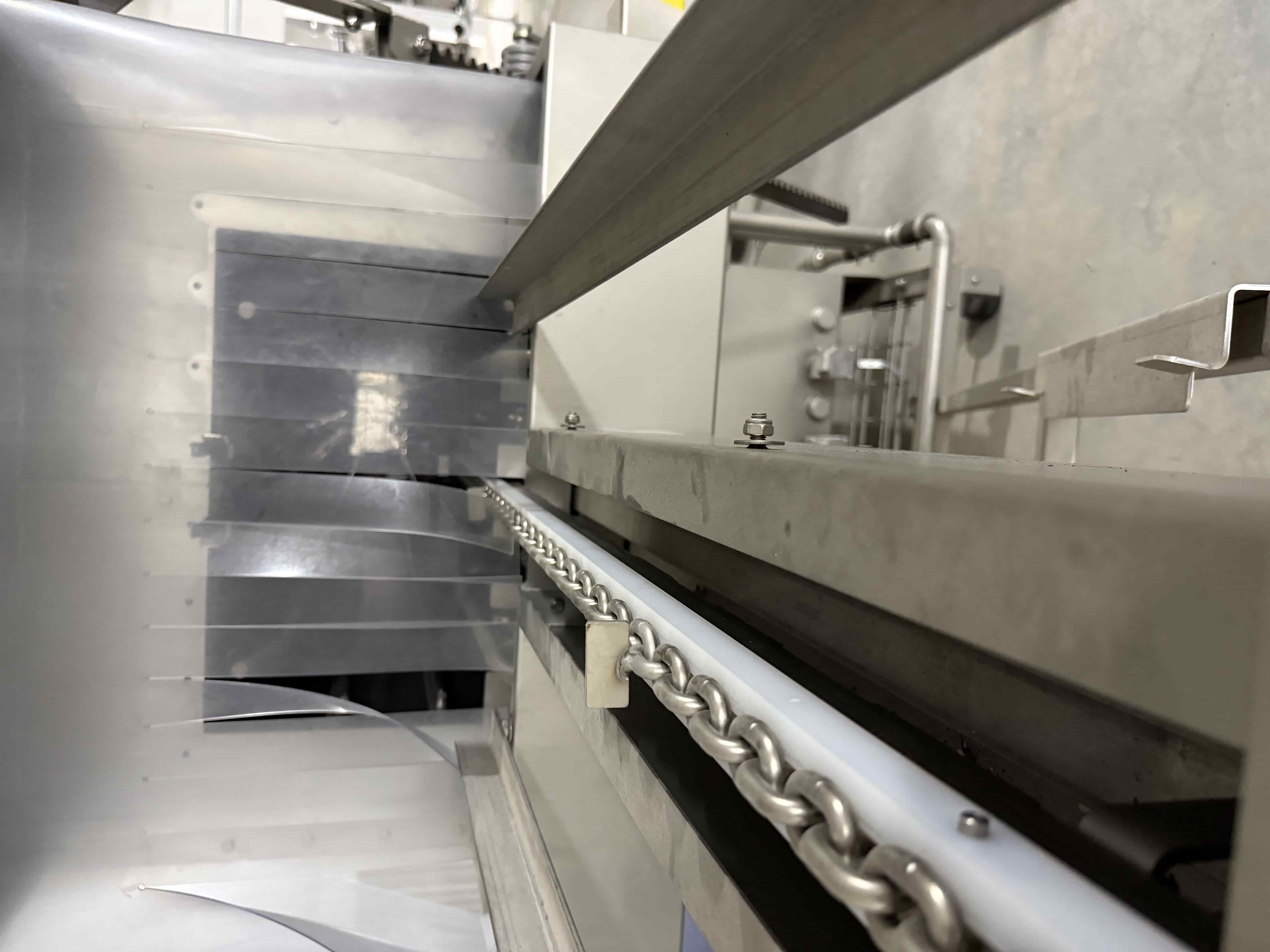 SB43: Limex Raft and Bin Washer, 2022 Model, 480 V 3-Phase, 2,750 kg Stainless System – Distributed by Agrinomix (Original Two-Unit Purchase: $397,159 – This Lot Includes One Unit), photo 4
