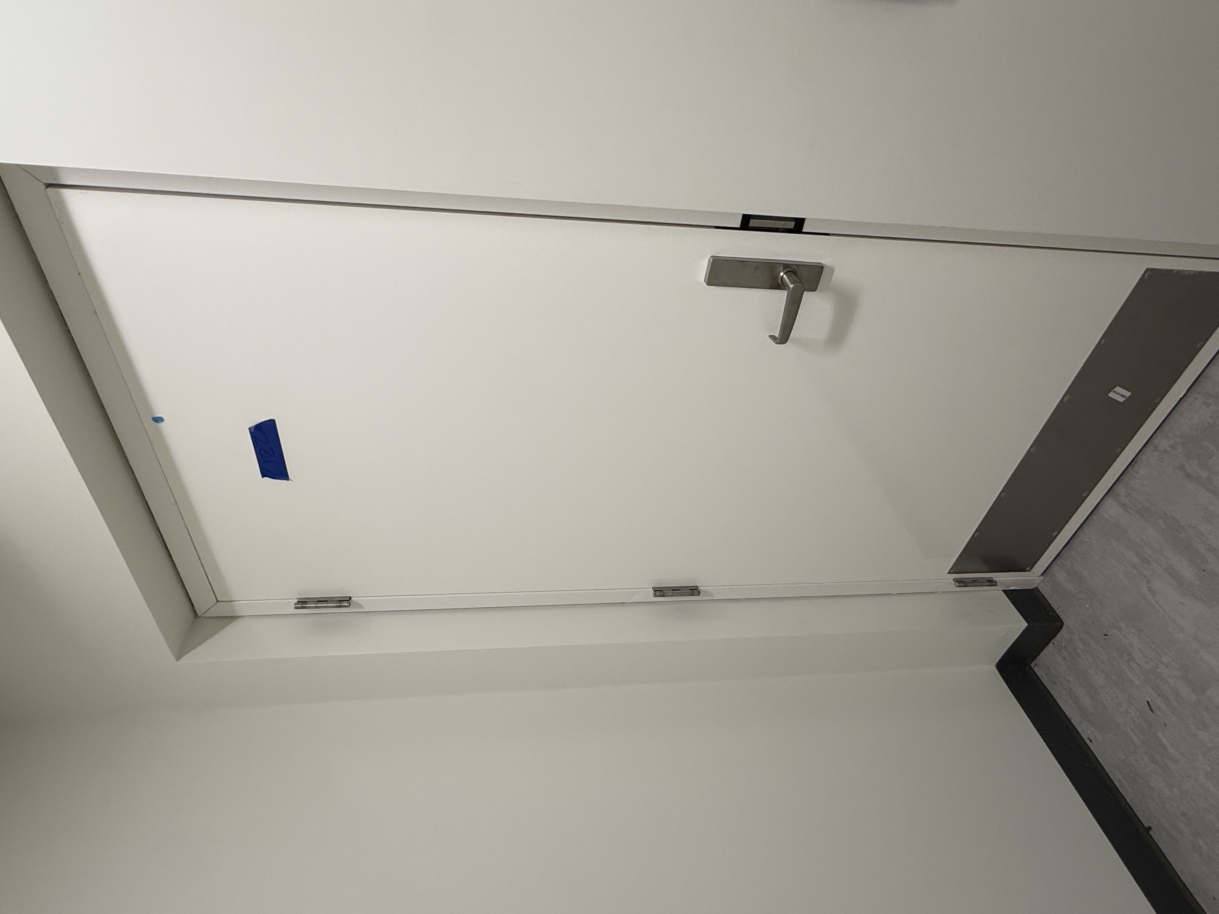 SB473: Insulated Commercial Interior Door with Kick Plate & Closer, photo 2
