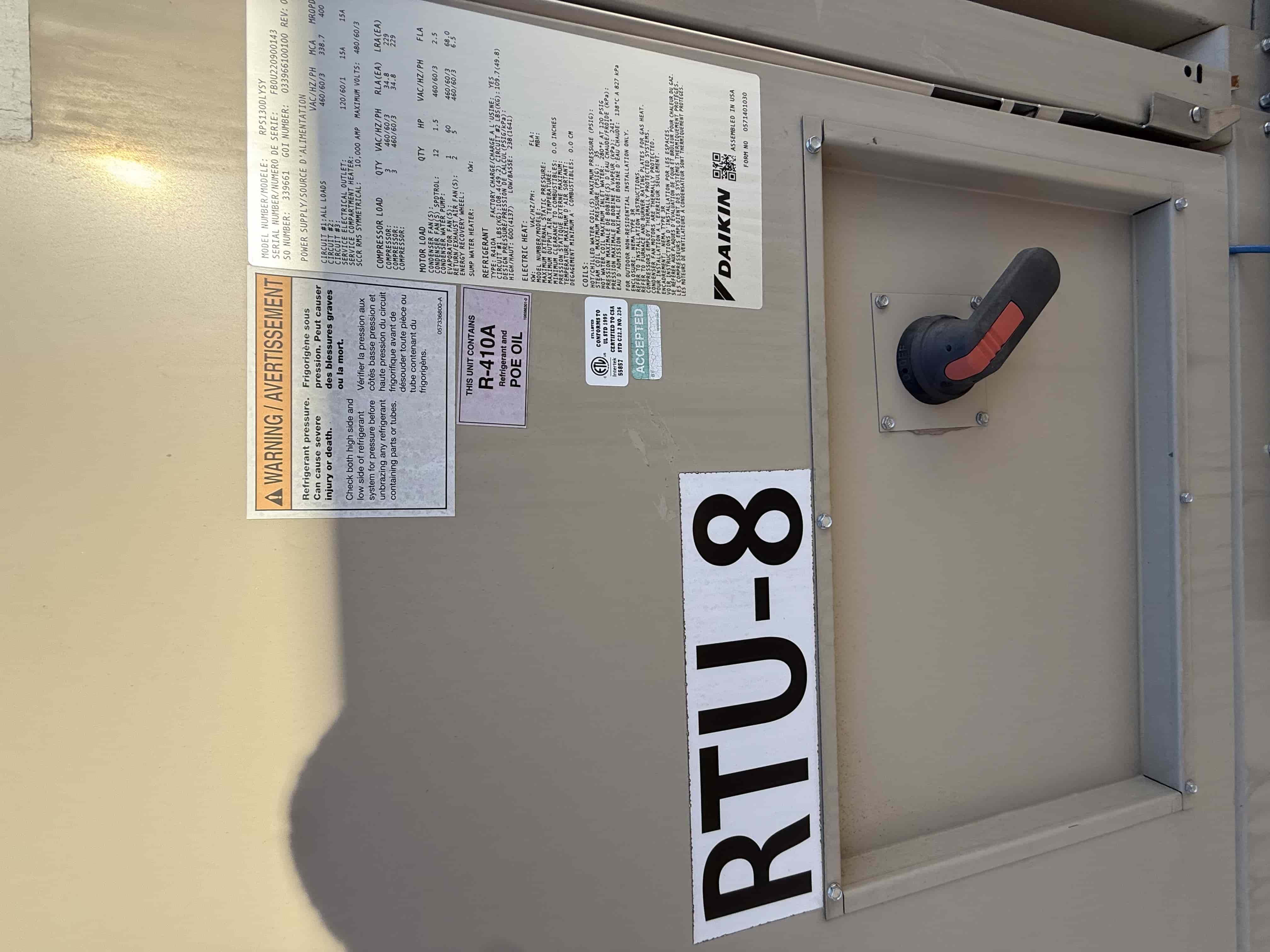 SB6006:  RTU-8 – Daikin RPS 130D Rooftop Packaged HVAC Unit, 130 Ton Nominal, ~38,000 CFM Supply Airflow, Air-Cooled DX Package, photo 2