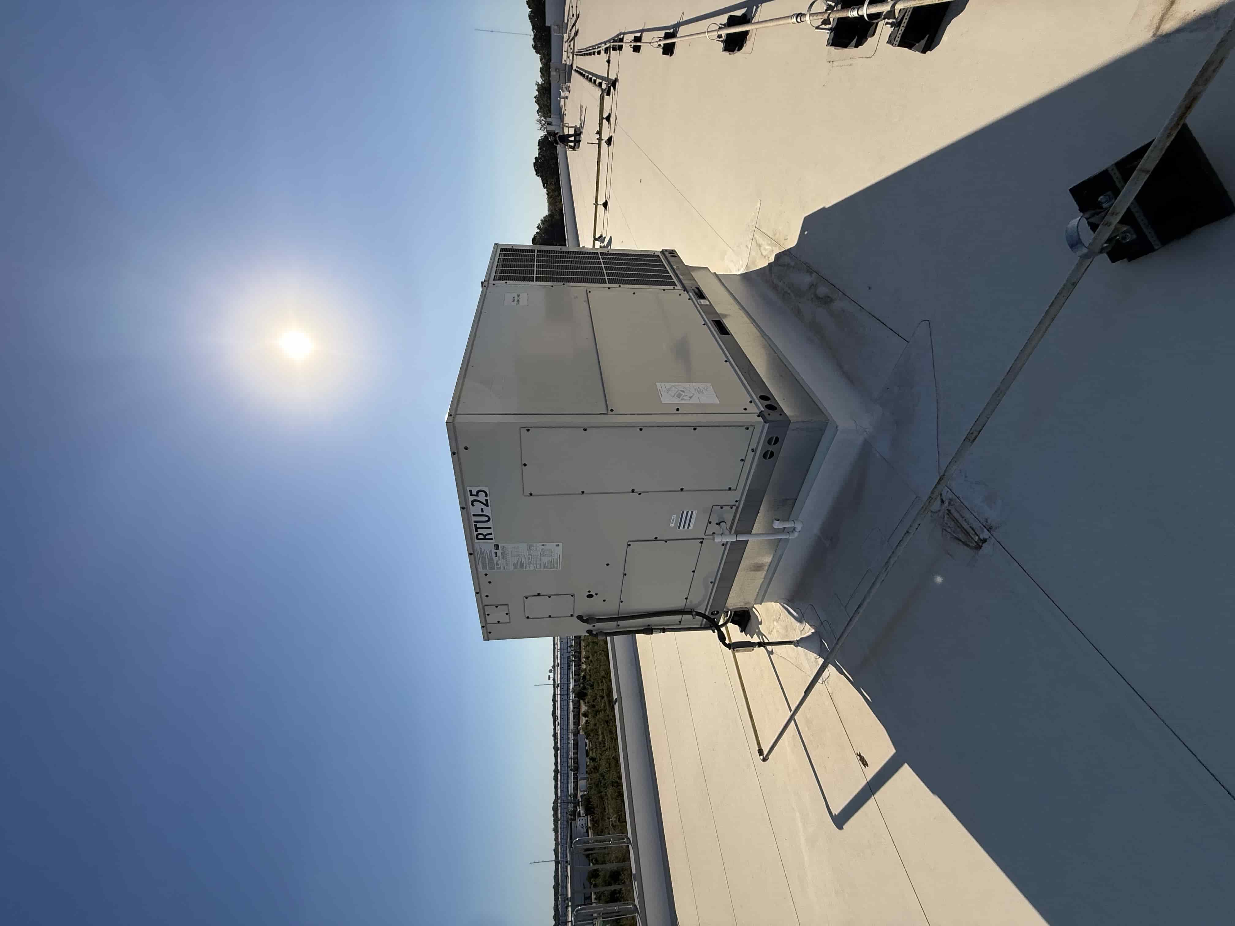 SB6015: RTU-25 Daikin MPSA07D ~7-Ton Rooftop Unit R-410A, photo 3