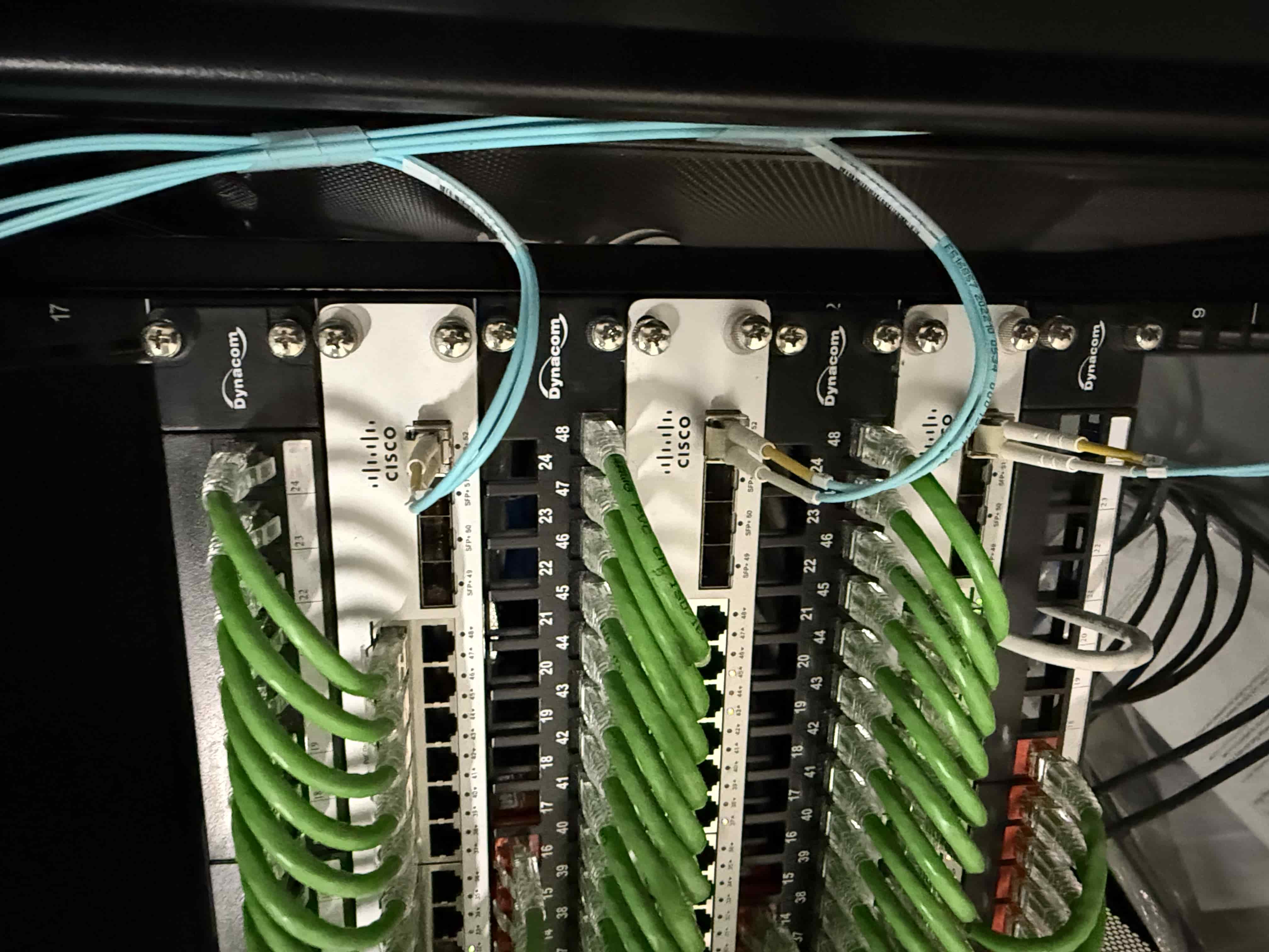 SB6031 Tripp Lite Server Rack with Cisco and Meraki Network Equipment, photo 2