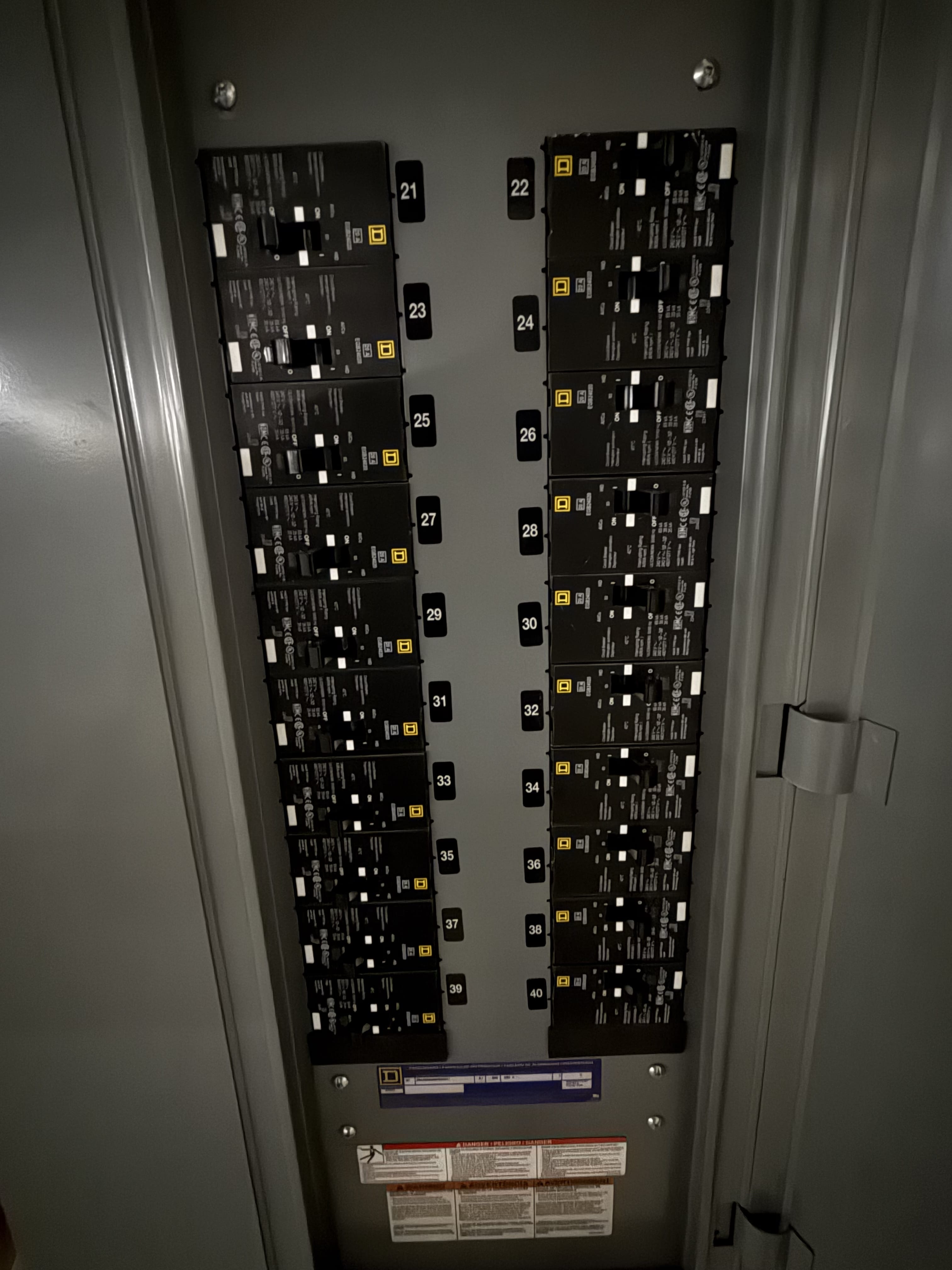 SB7017: Electrical Panelboard Cabinet Enclosure, photo 3