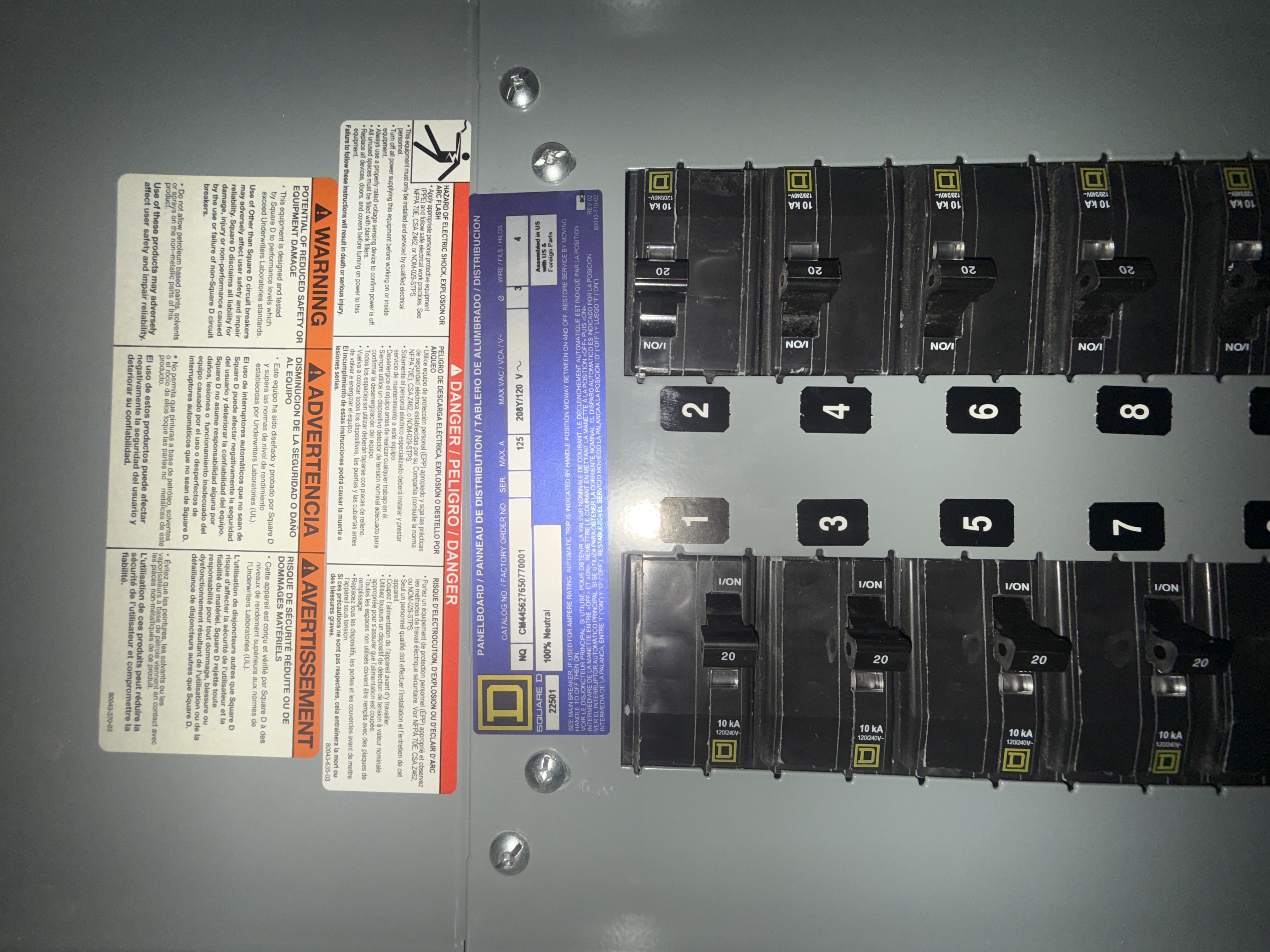SB7027: Square D Electrical Distribution Panelboard, photo 2