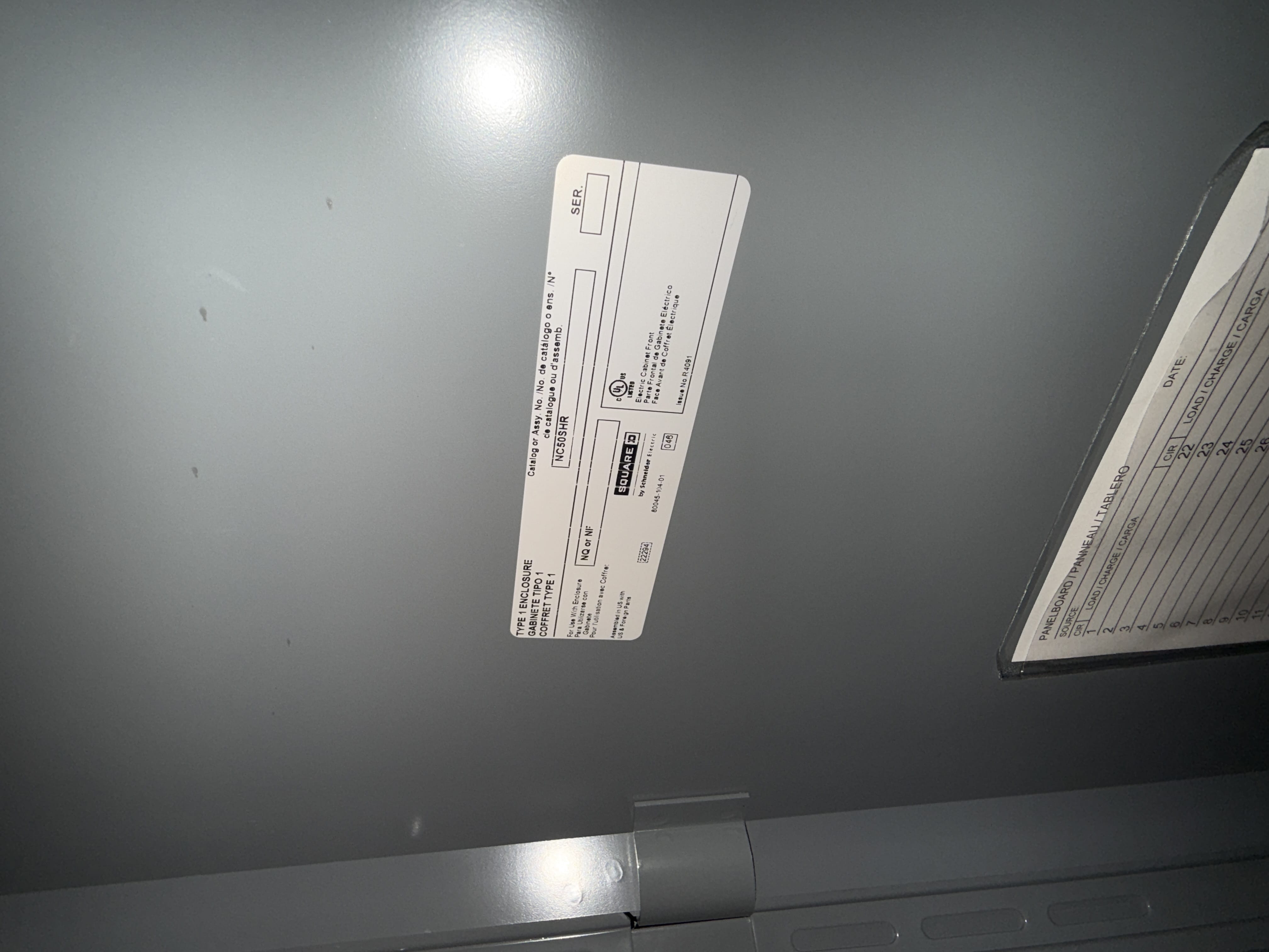 SB7047: Square D Electrical Panelboard, photo 2