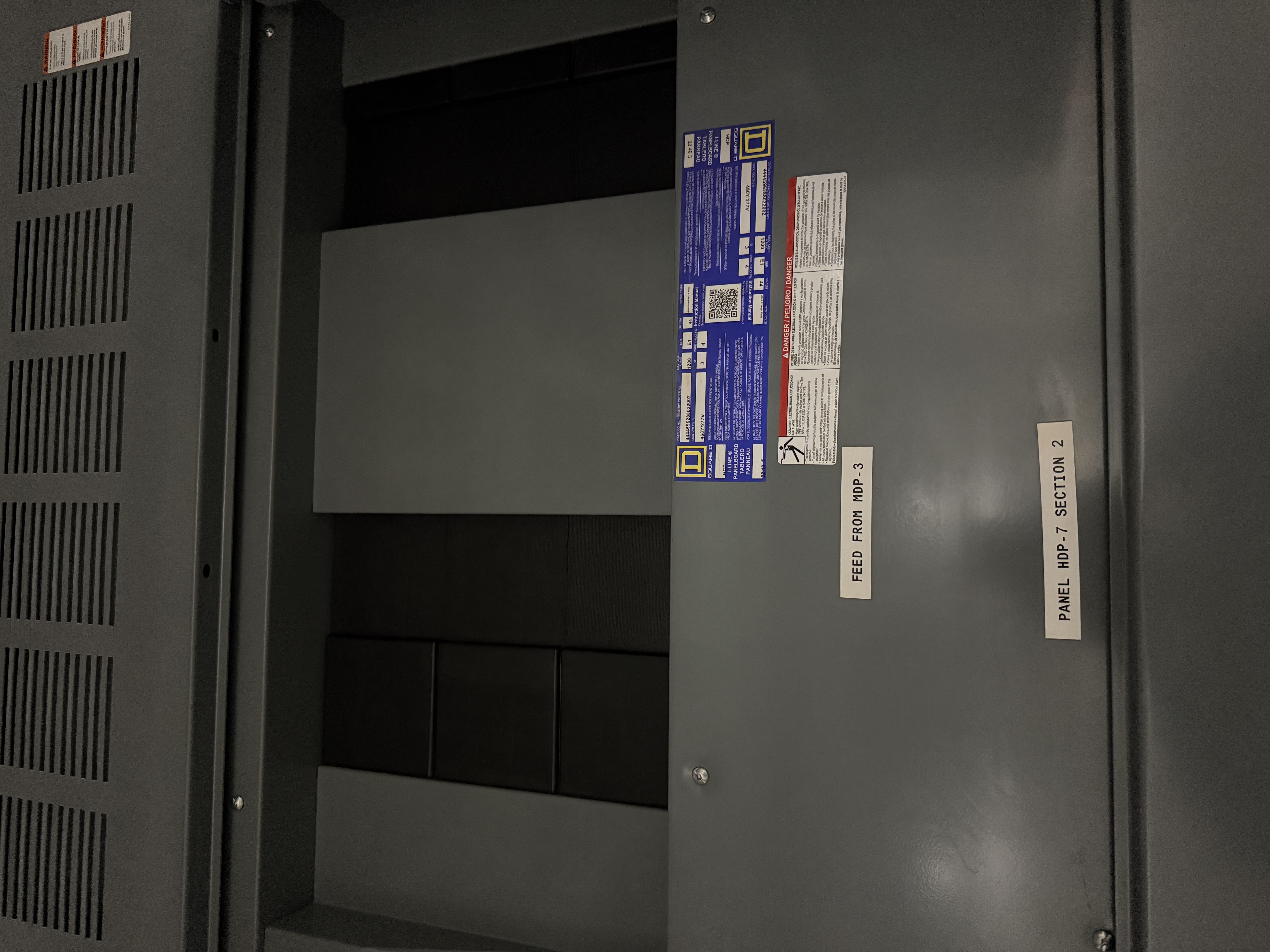 SB7050: Square D I Line Panelboard, photo 3