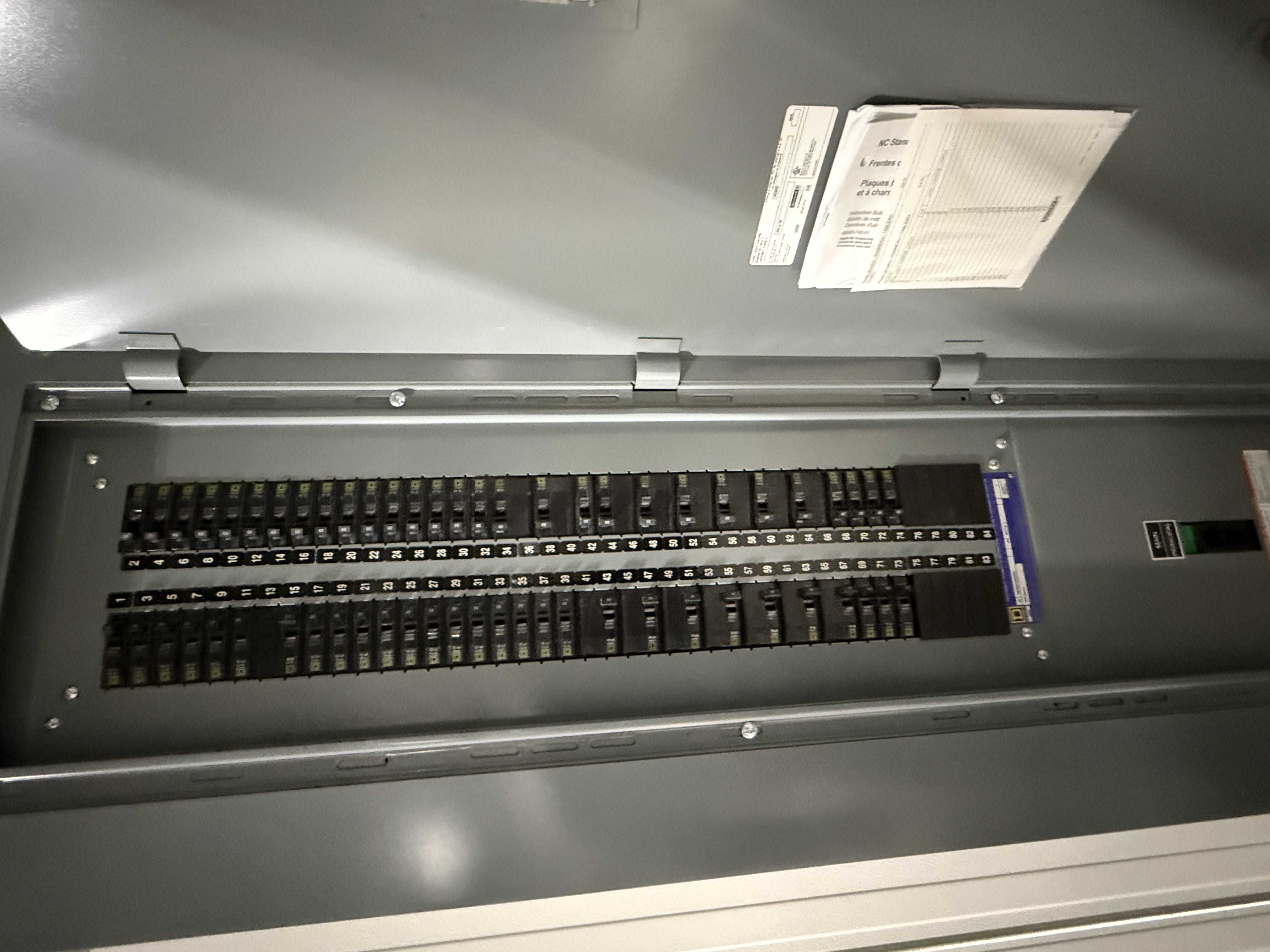 SB7059: Square D Panelboard 208Y 120V 225A, photo 3