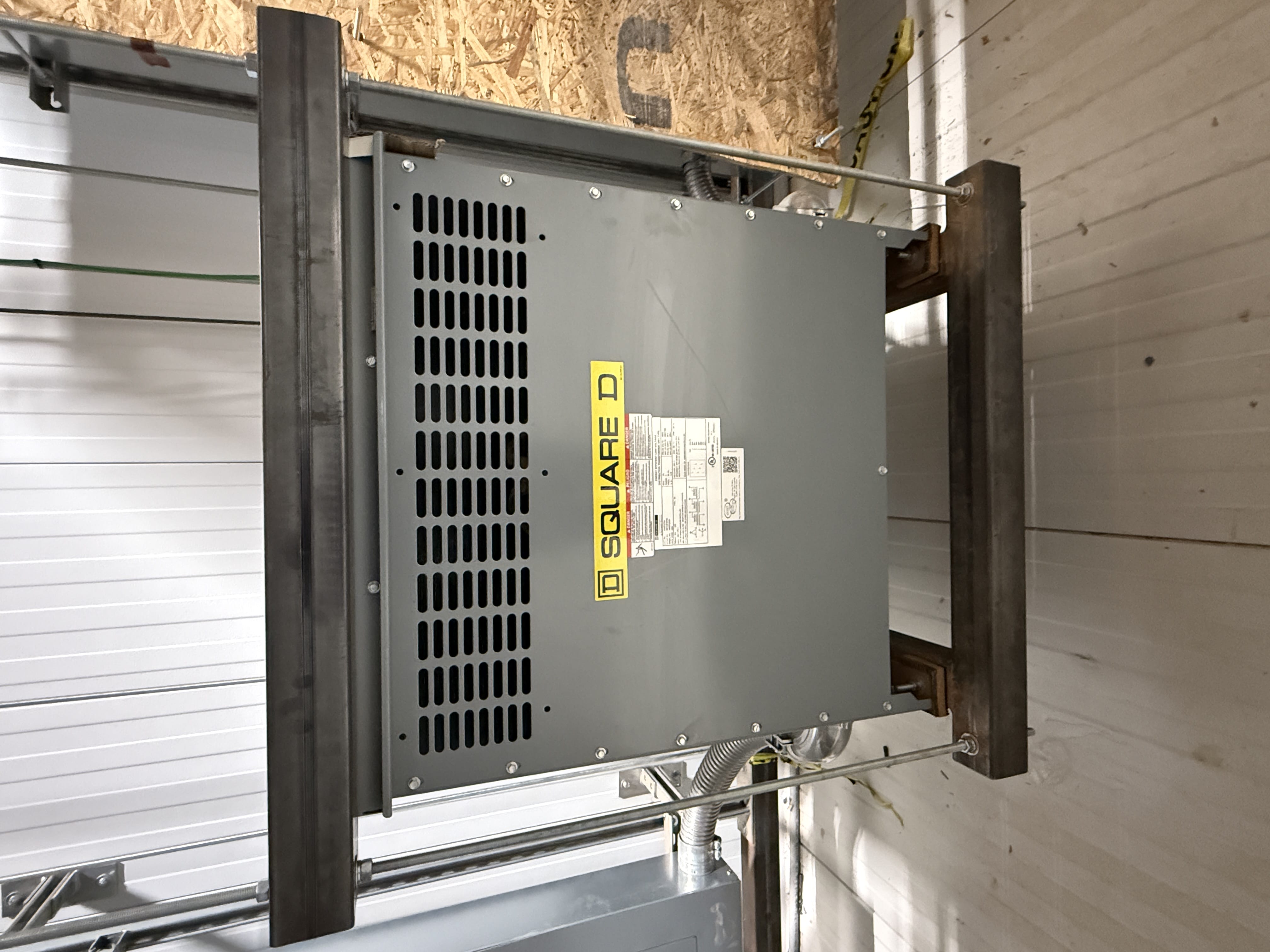 SB7062: Square D Energy Efficient Low Voltage Transformer, photo 2