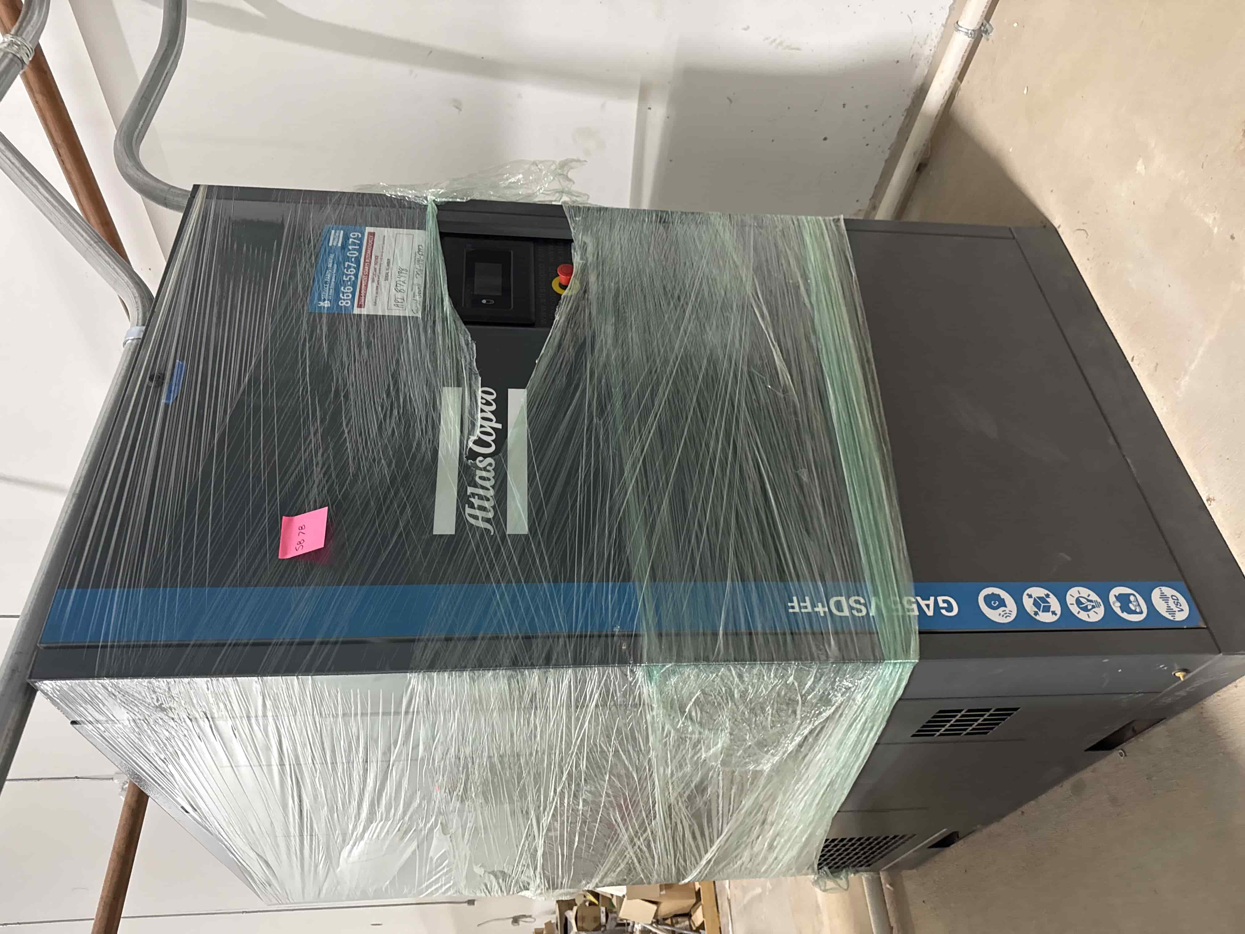 SB78: Atlas Copco GA55VSD+FF Variable Speed Drive Rotary Screw Air Compressor with Integrated Dryer, 75 HP, 480 V 3-Phase – Includes Electrical Disconnect and Control Cabinet, photo 2