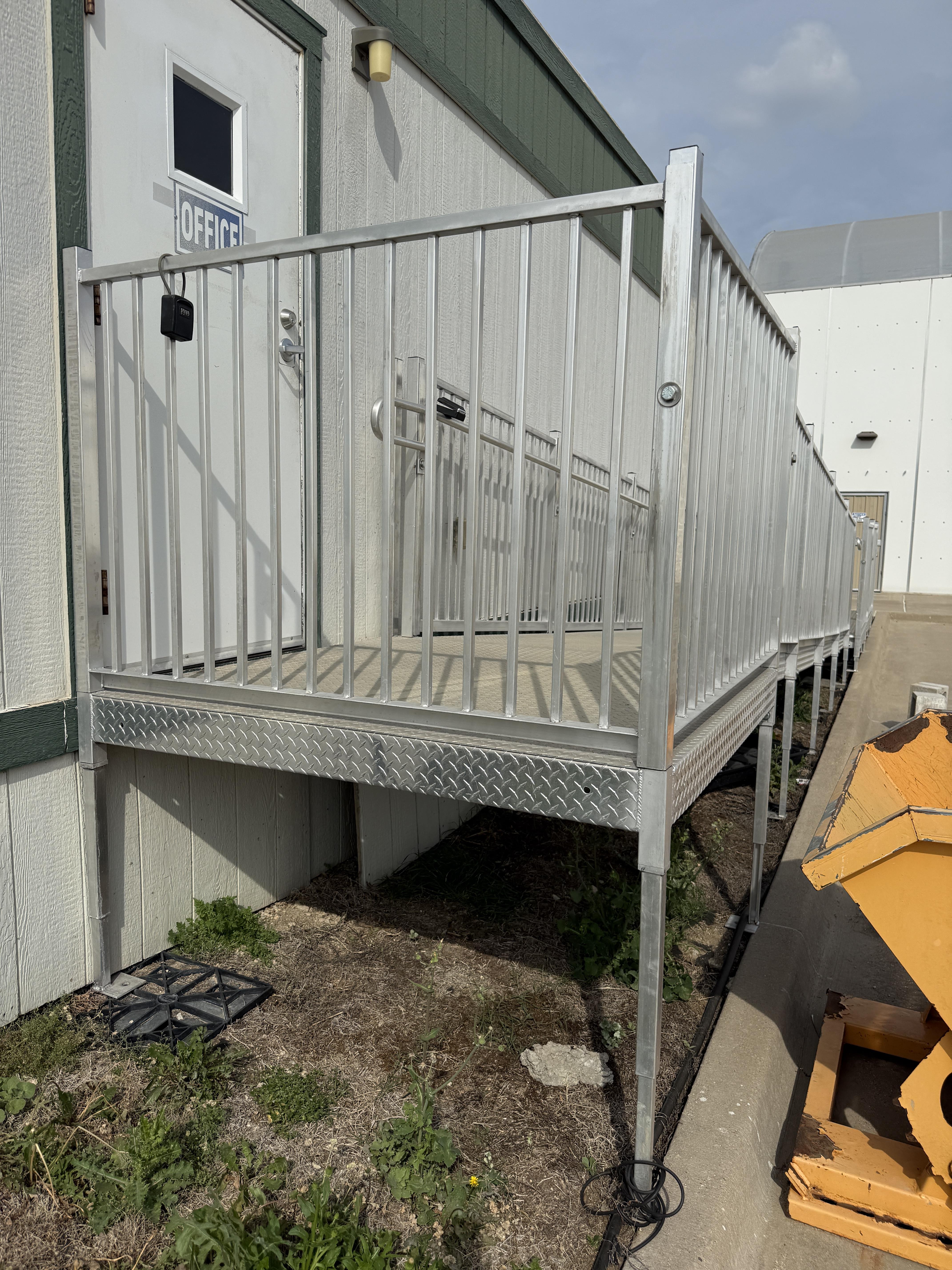 Aluminum ADA Ramp and Stair Access System with Handrails – Modular Exterior Entry System, photo 2
