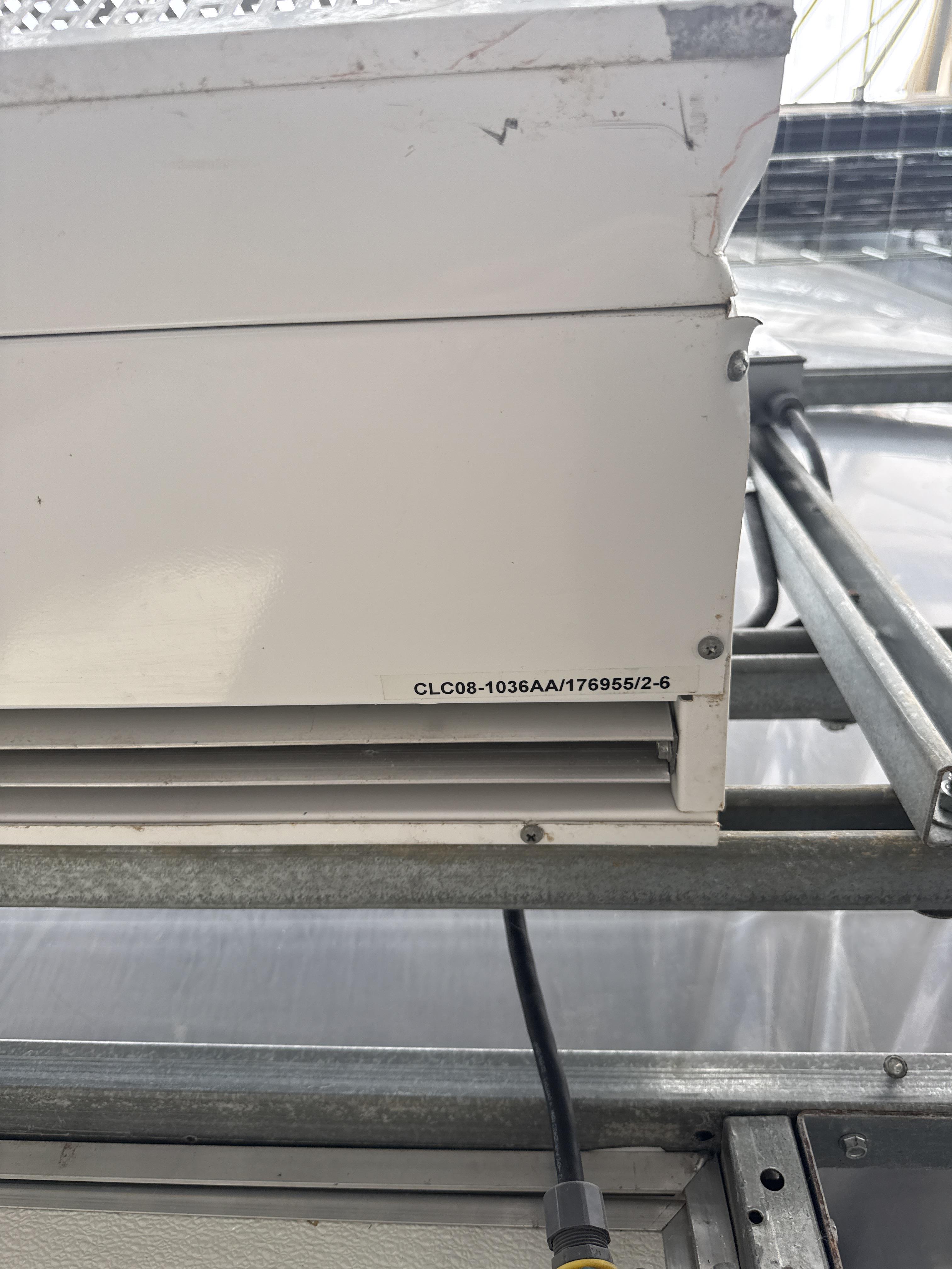 Berner CLC08 1036AA Commercial Air Curtain Door Unit, photo 2