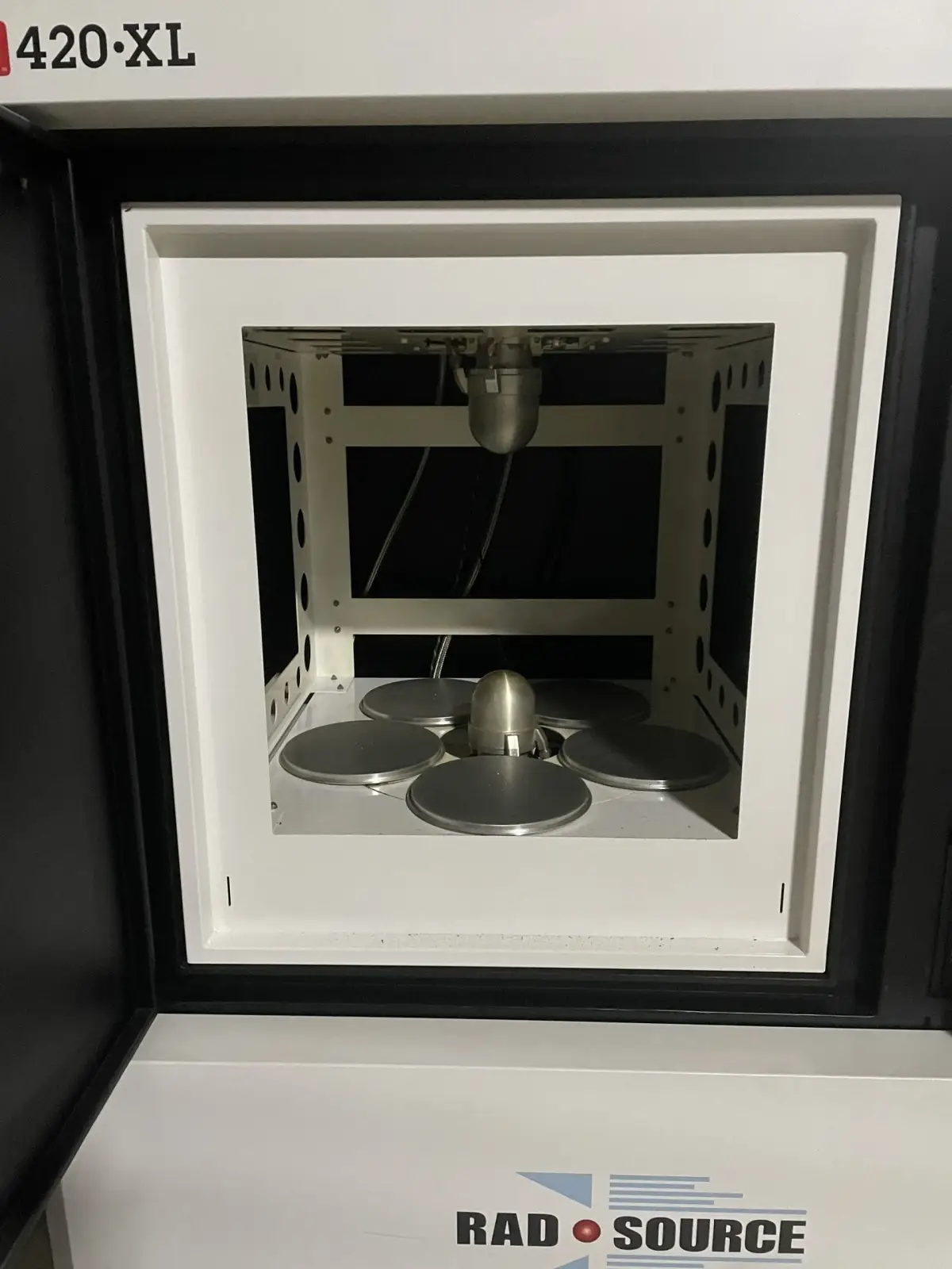 RadSource RS 420-XL X-Ray Irradiator – 2021 Unit (SN 4106) is located in Kalkaska, Michigan, photo 9