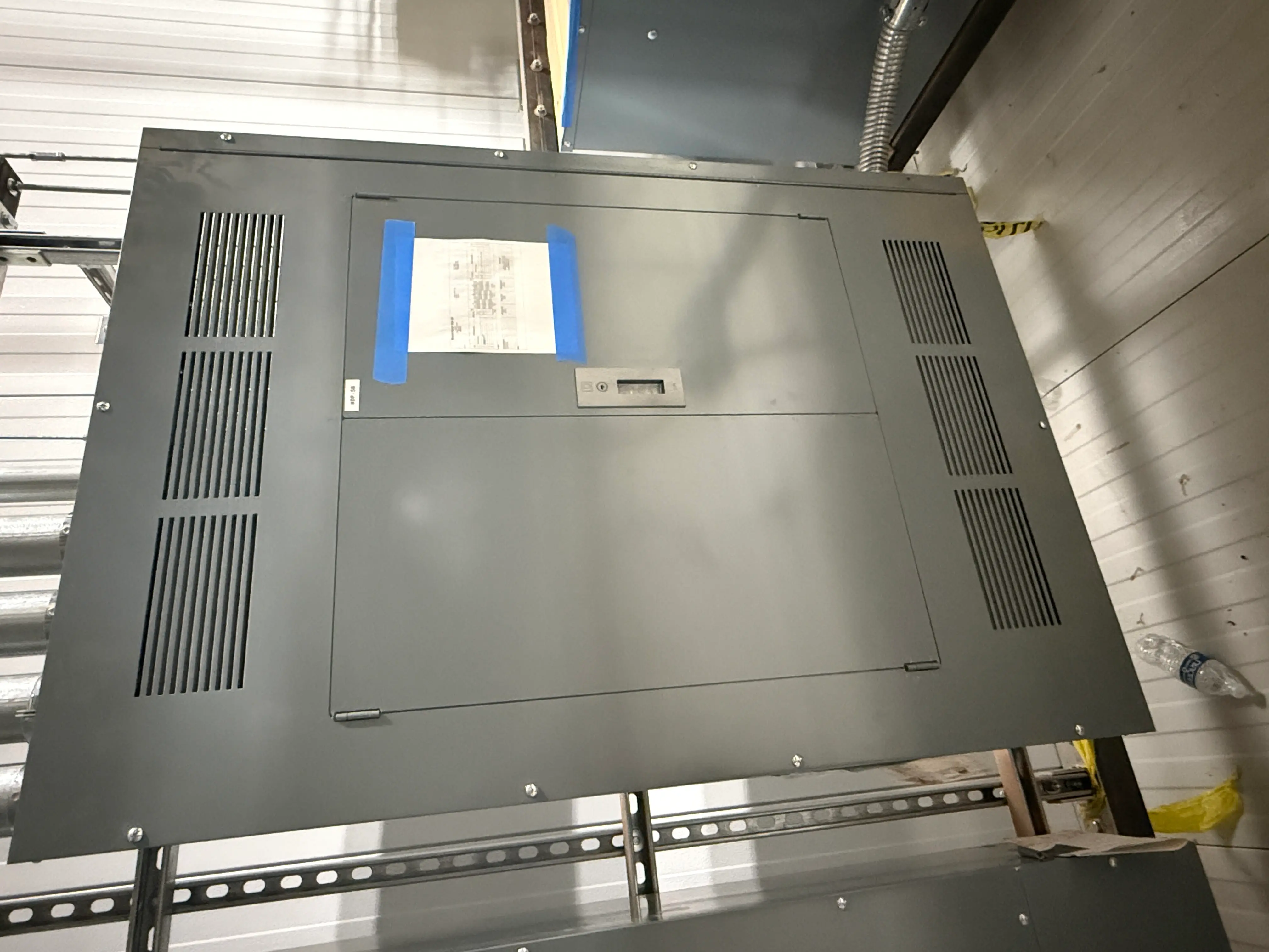 SB7039: Industrial Electrical Panelboard Cabinet Enclosure