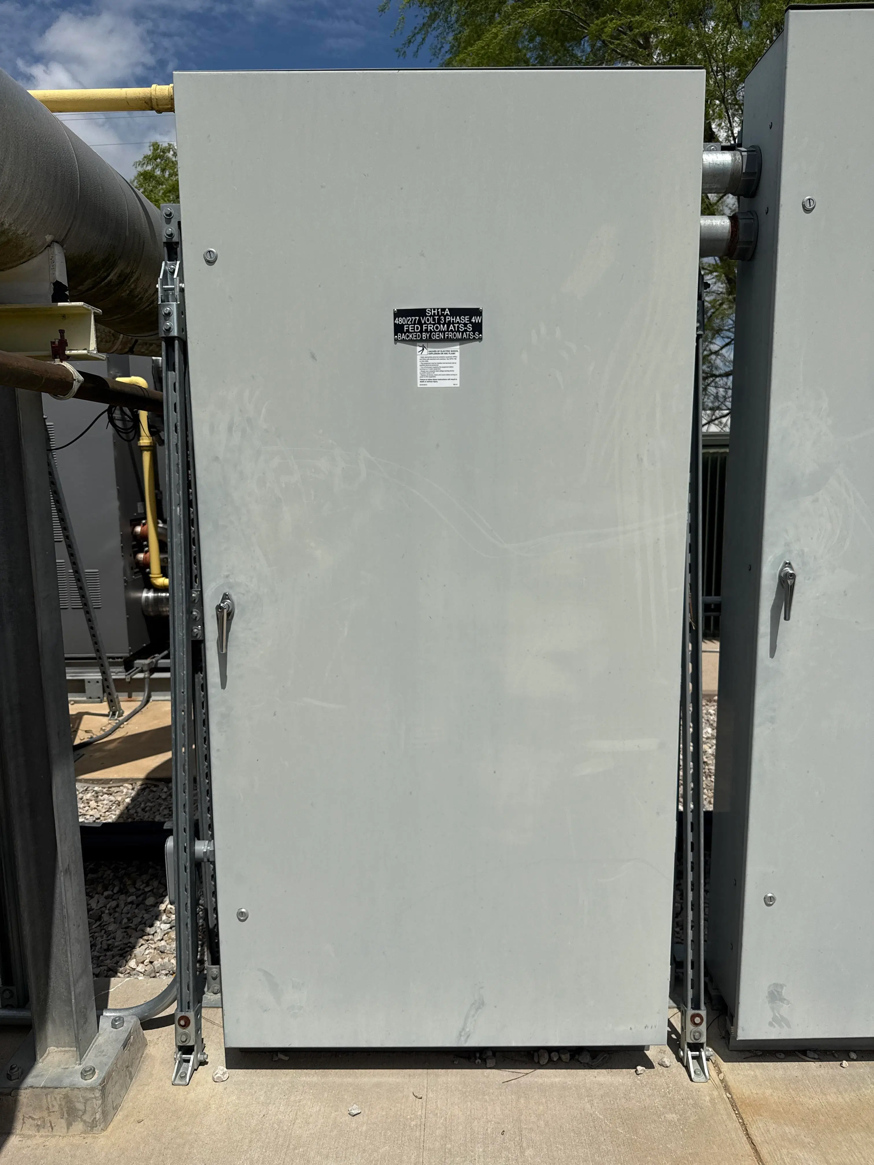 Square D I-Line 600A Panel w/ HD36125 Main & (13) Branch Breakers 480V 3PH