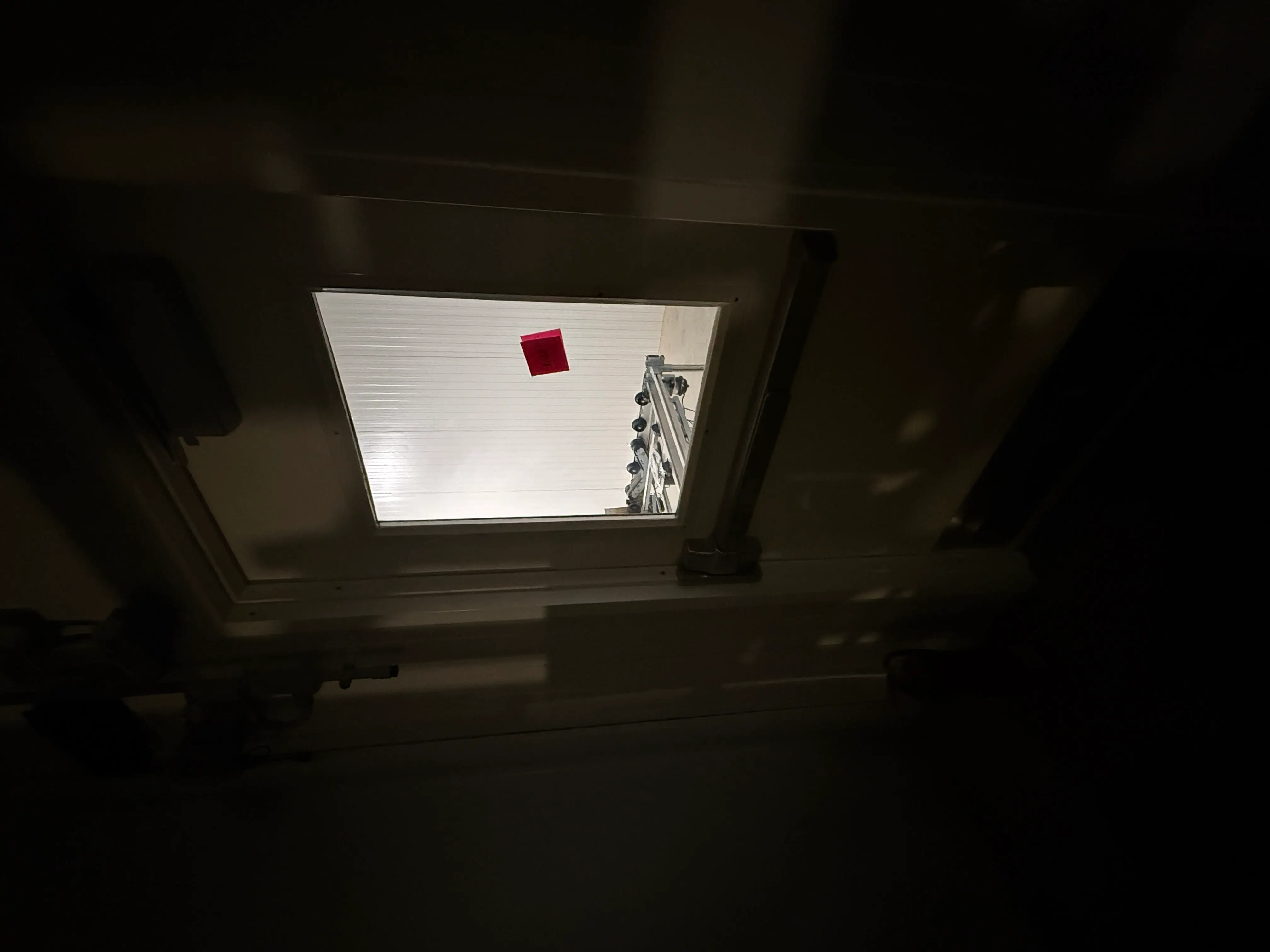 SB460: Walk-In Cooler / Freezer Insulated Vision Door with Window