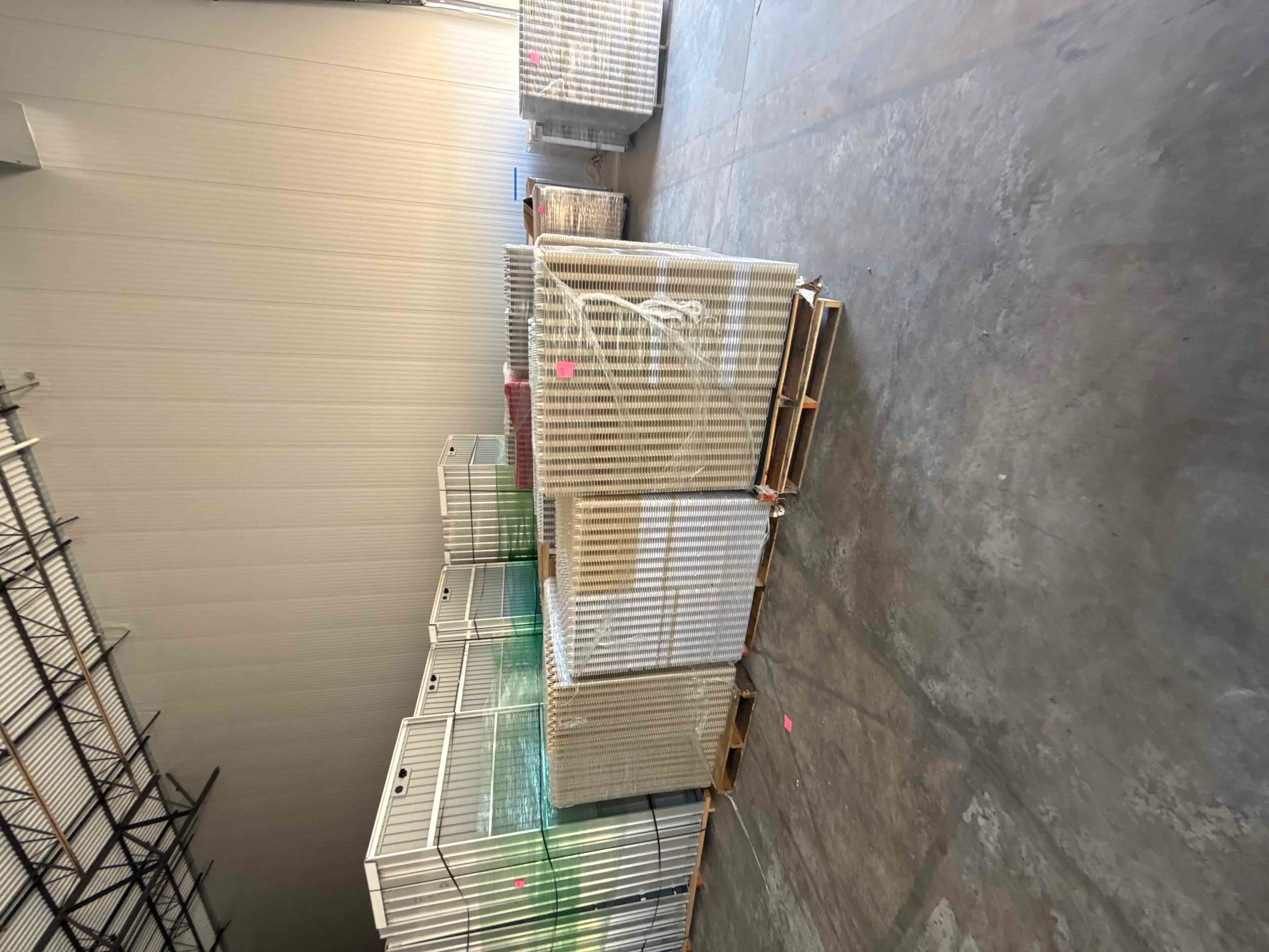 SB479h: 6 Pallets of Xometry Rotationally Symmetric 9×9 Rafts with Integrated Plug Guards – Approximately 2,500 Units (New Cost $3.50 Each – Total Value $8,750)