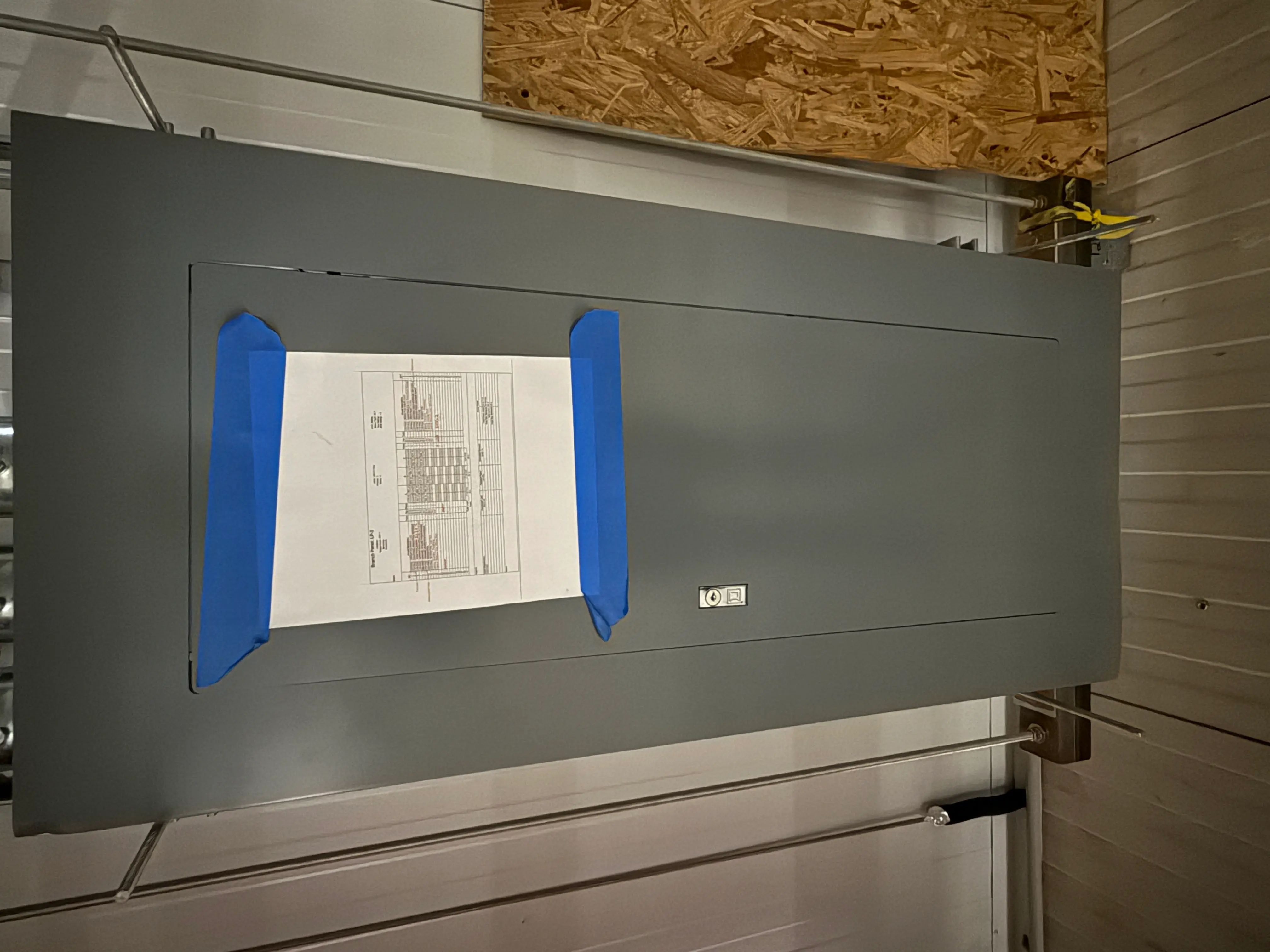 SB7030: Square D Electrical Panelboard LP-2