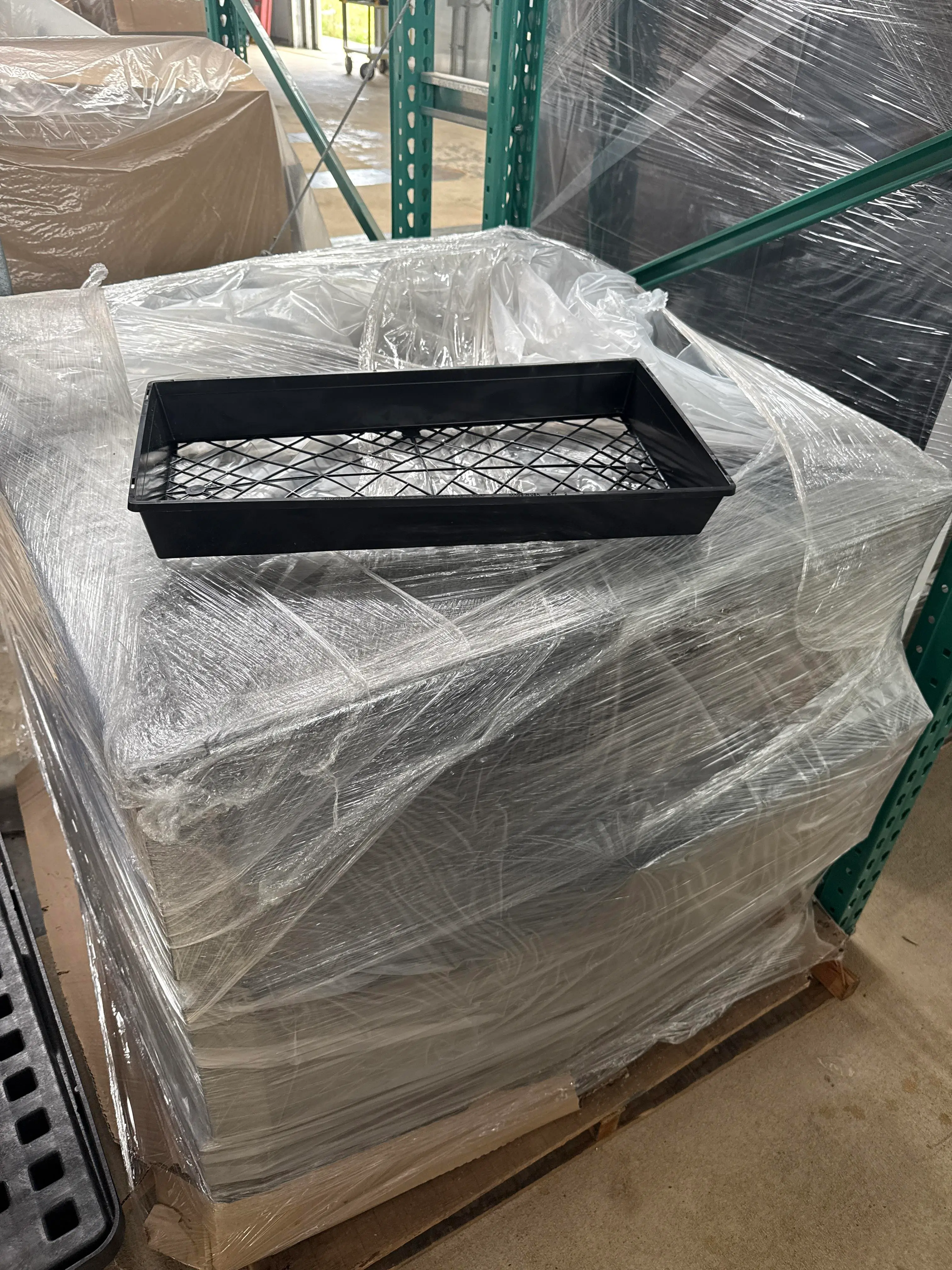Pallet of Black Propagation Trays Inserts Hydroponic Grow Trays Bulk Lot