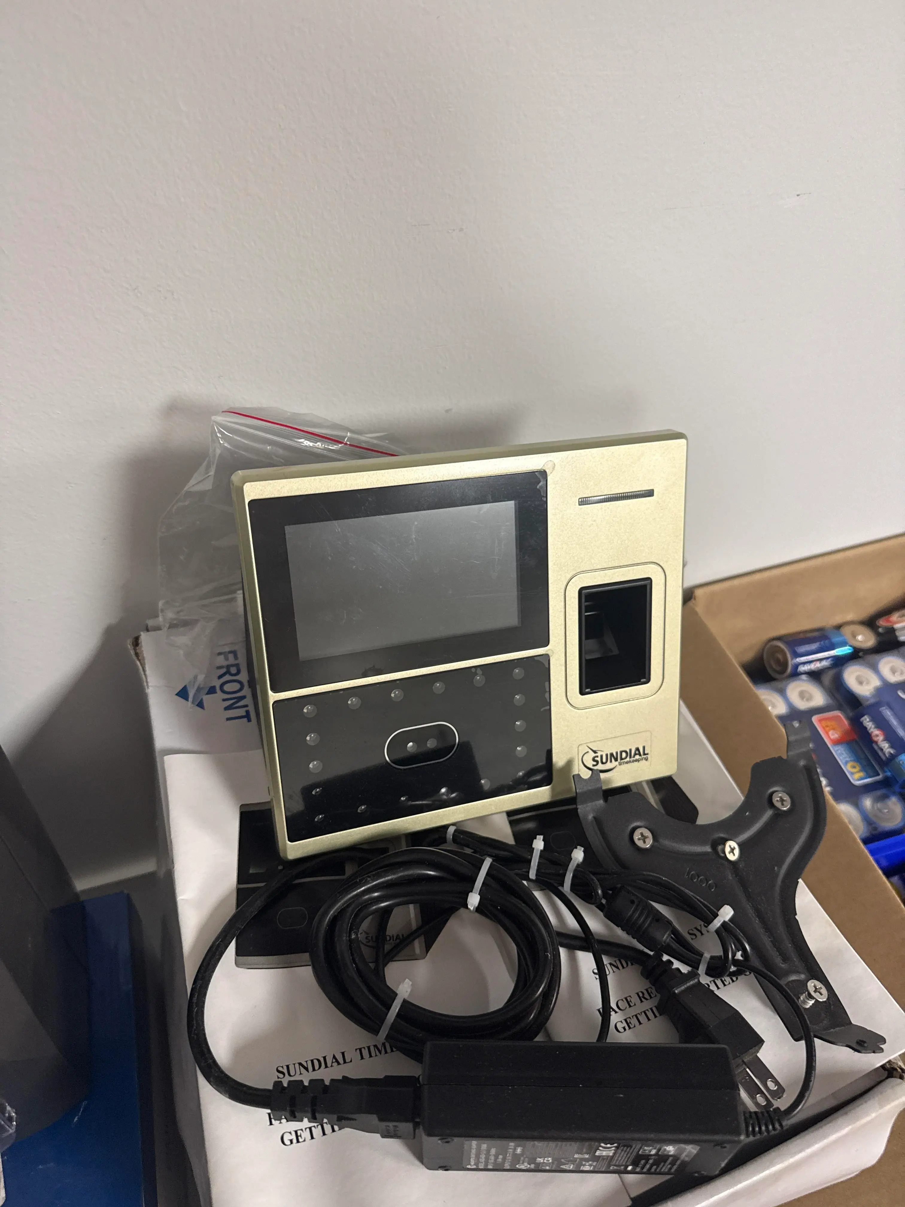 Sundial Timekeeping Biometric Time Clock Terminal New in Box