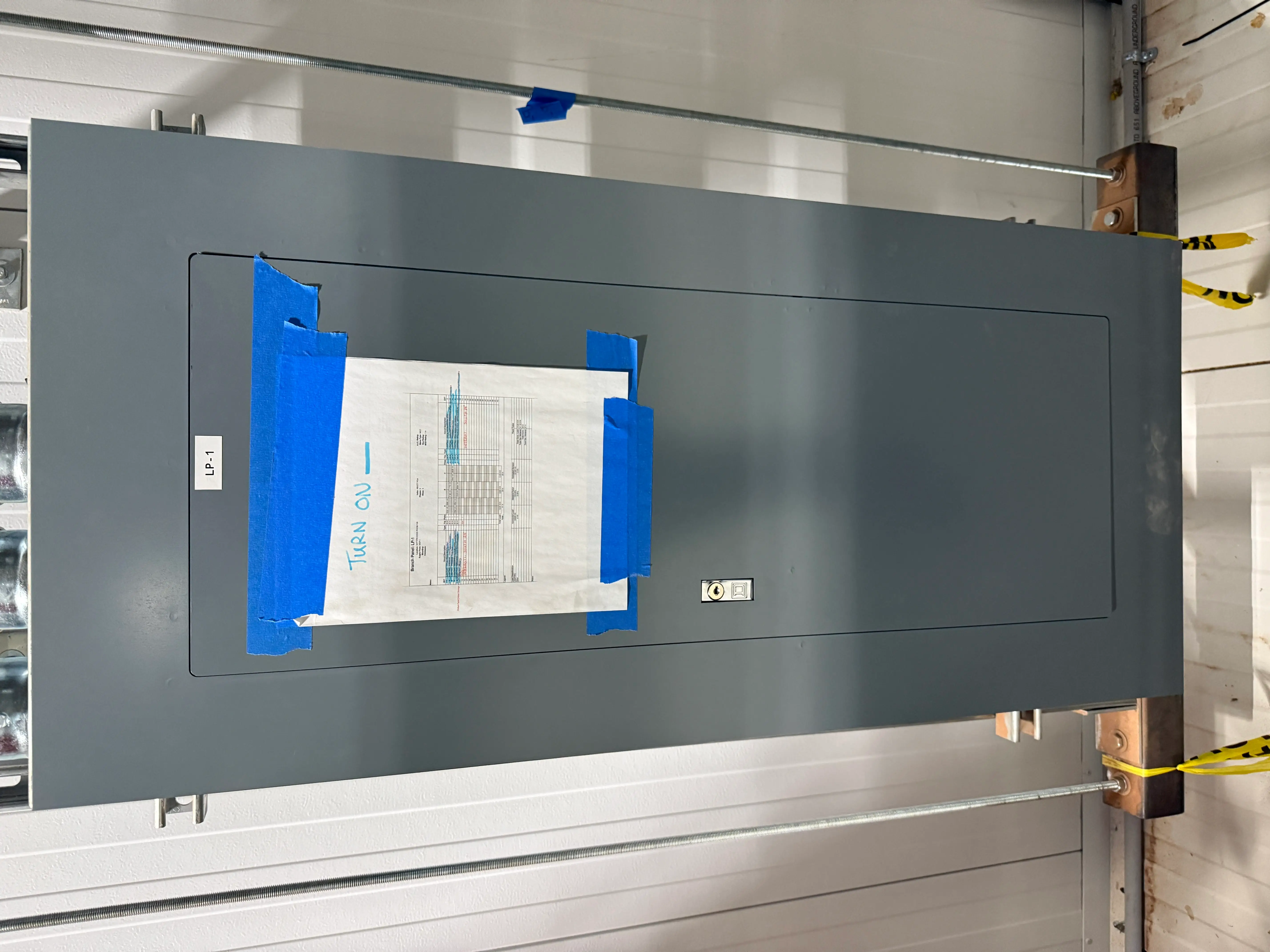 SB7060: Square D Panelboard 480Y 277V 250A