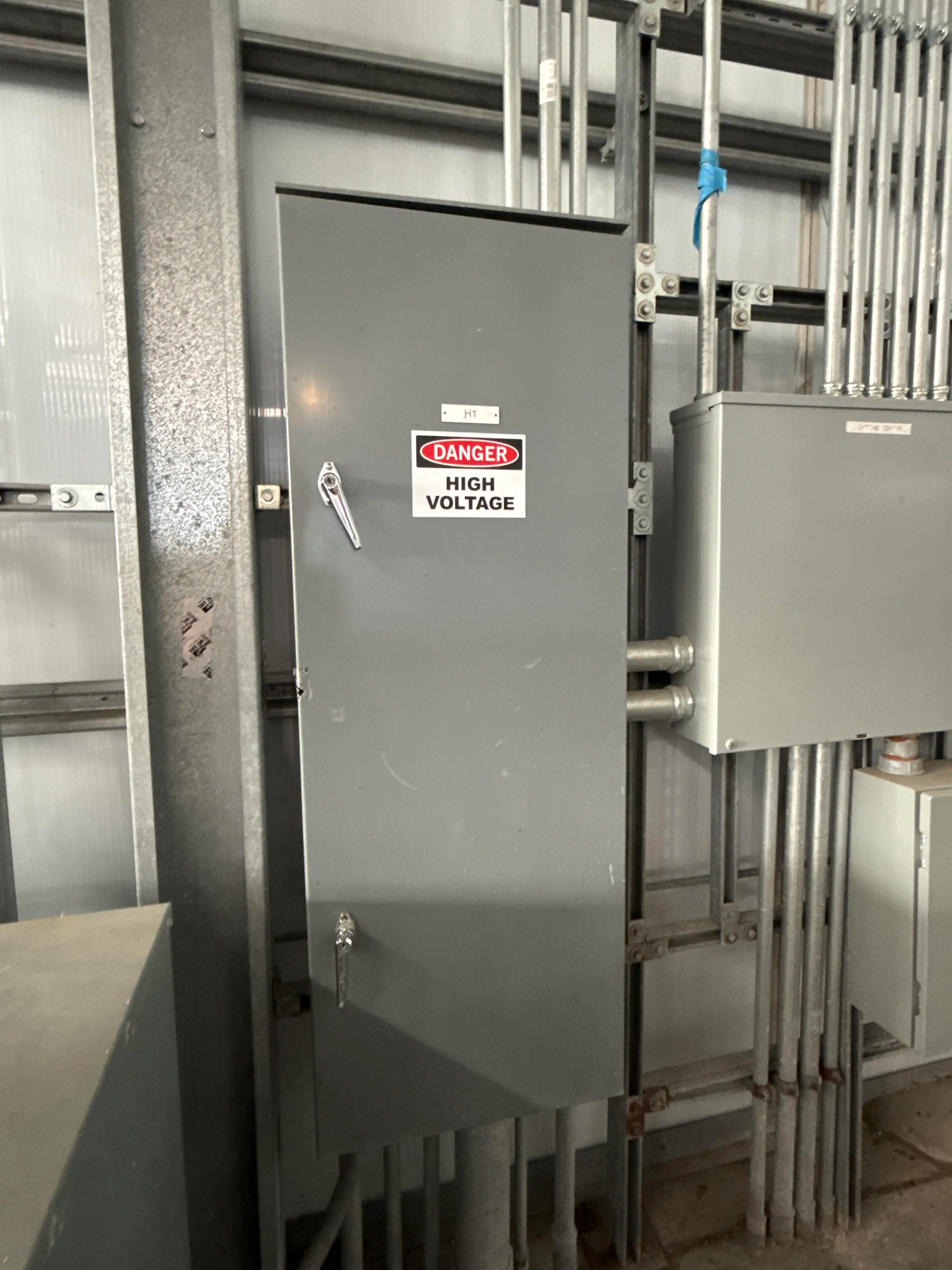 Square D 400A Panelboard 480Y/277V 3-Phase Distribution Panel – Loaded