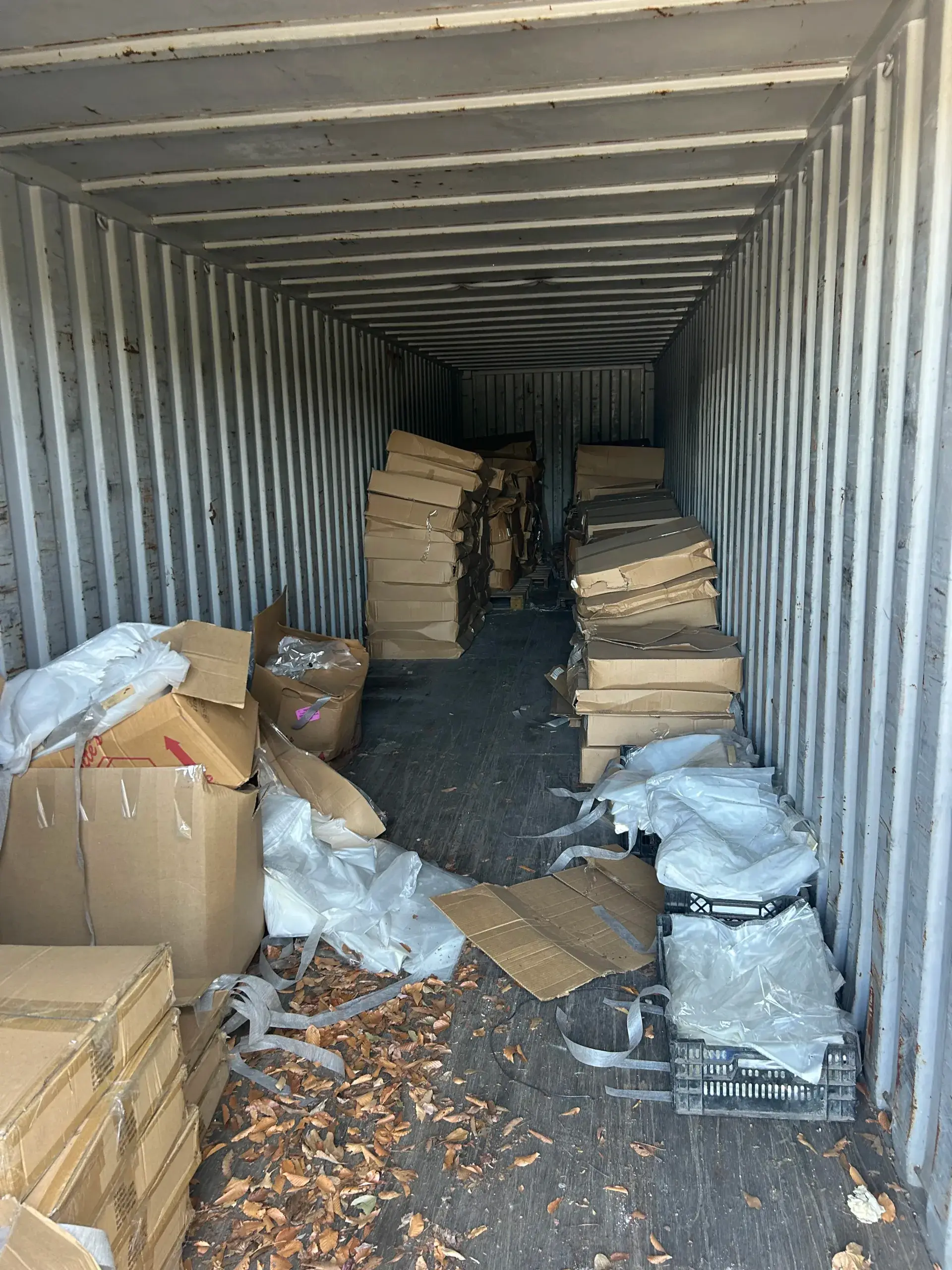 WHITE'S AUCTION LOT 291 - 40' Metal Shipping Container