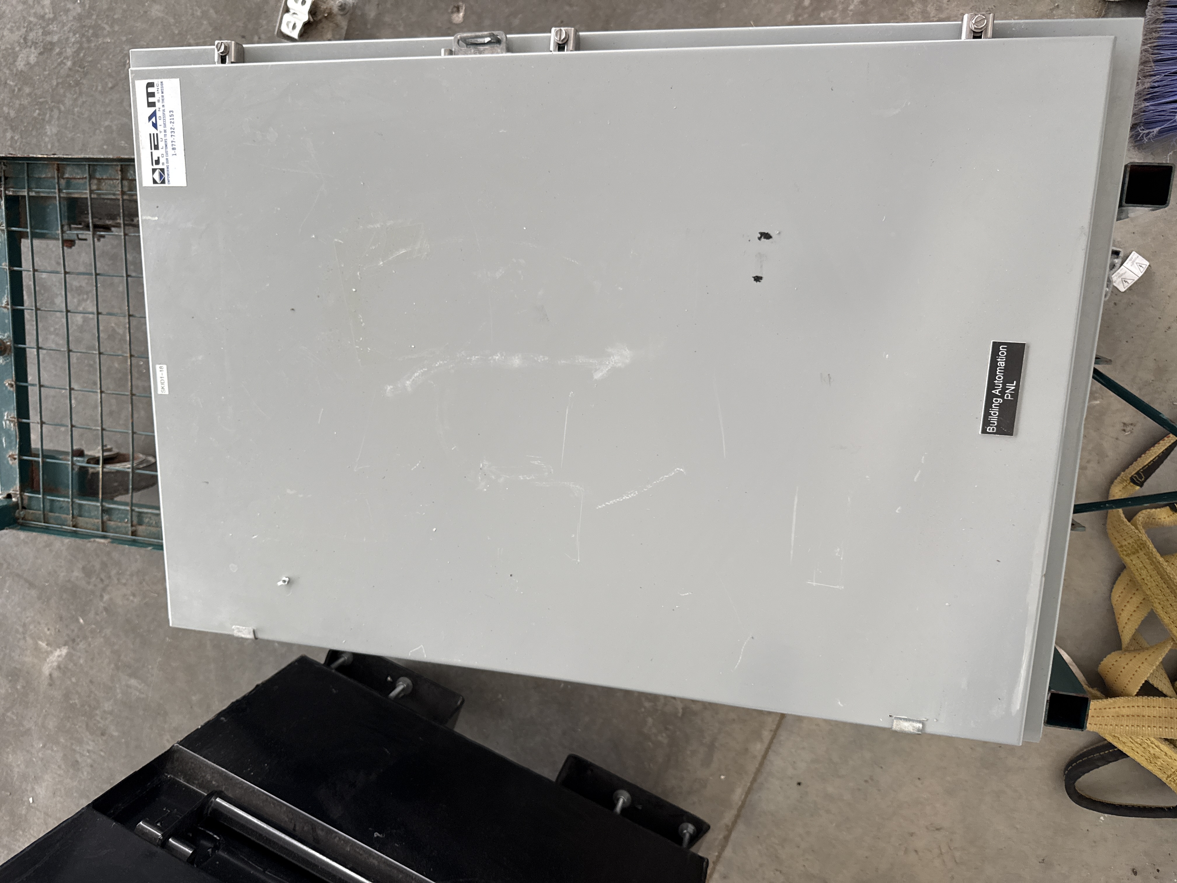 Delta Controls Building Automation Panel — eBMGR-2, DSC-1146E, eBX/eBM I/O + Senva Meters (Large SCE Enclosure)