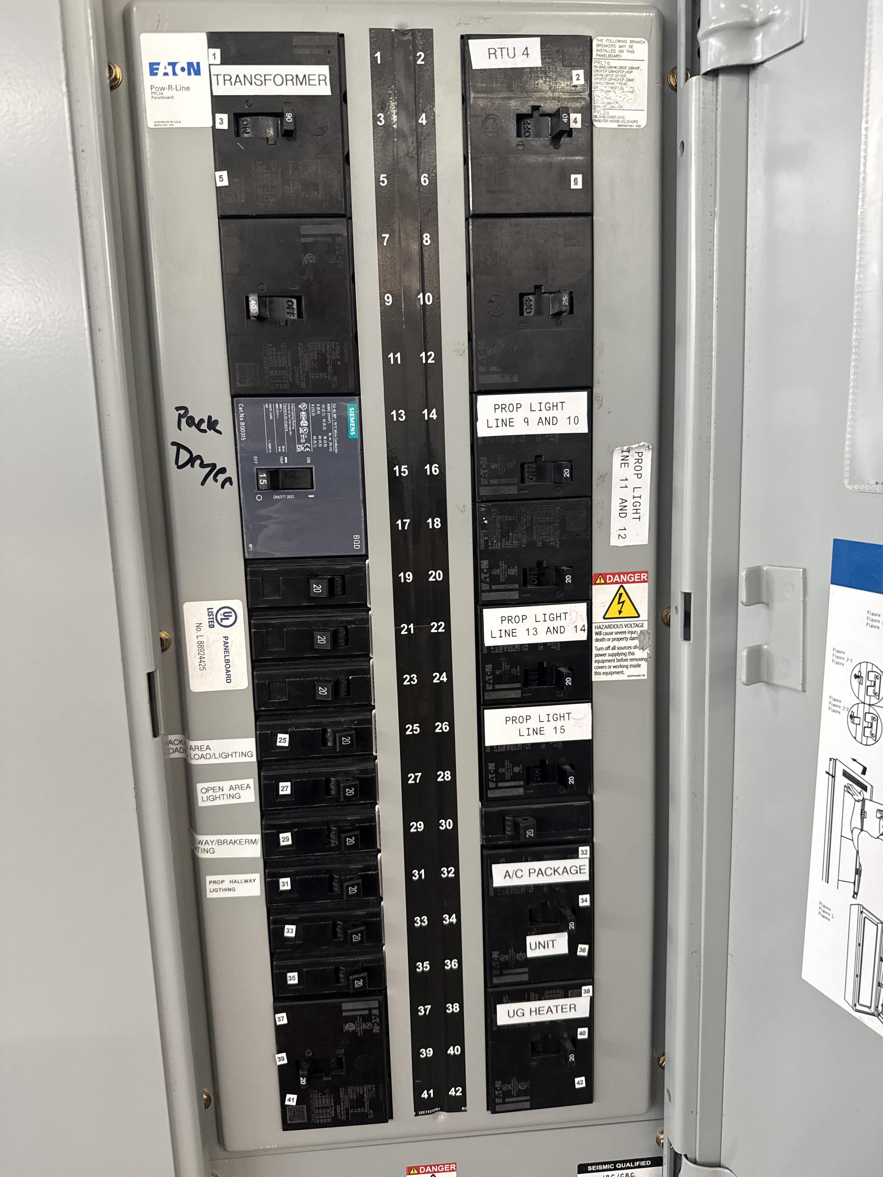 Eaton Pow R Line 42 Circuit Panelboard 480Y/277V 3 Phase 4 Wire w Breakers, photo 2