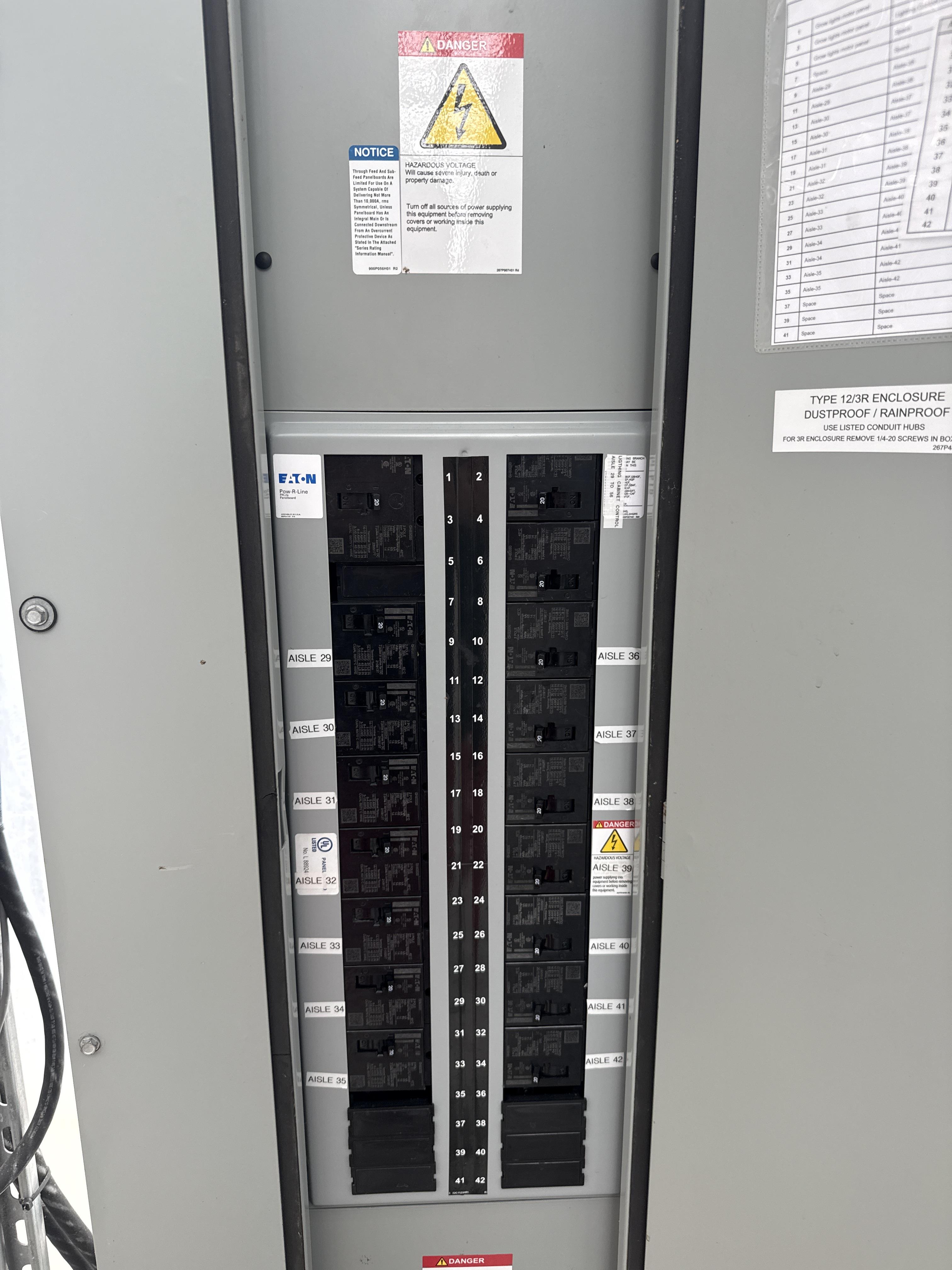 Eaton PRL2A 400A Panelboard 480Y/277V 3 Phase 4 Wire with Breakers, photo 3