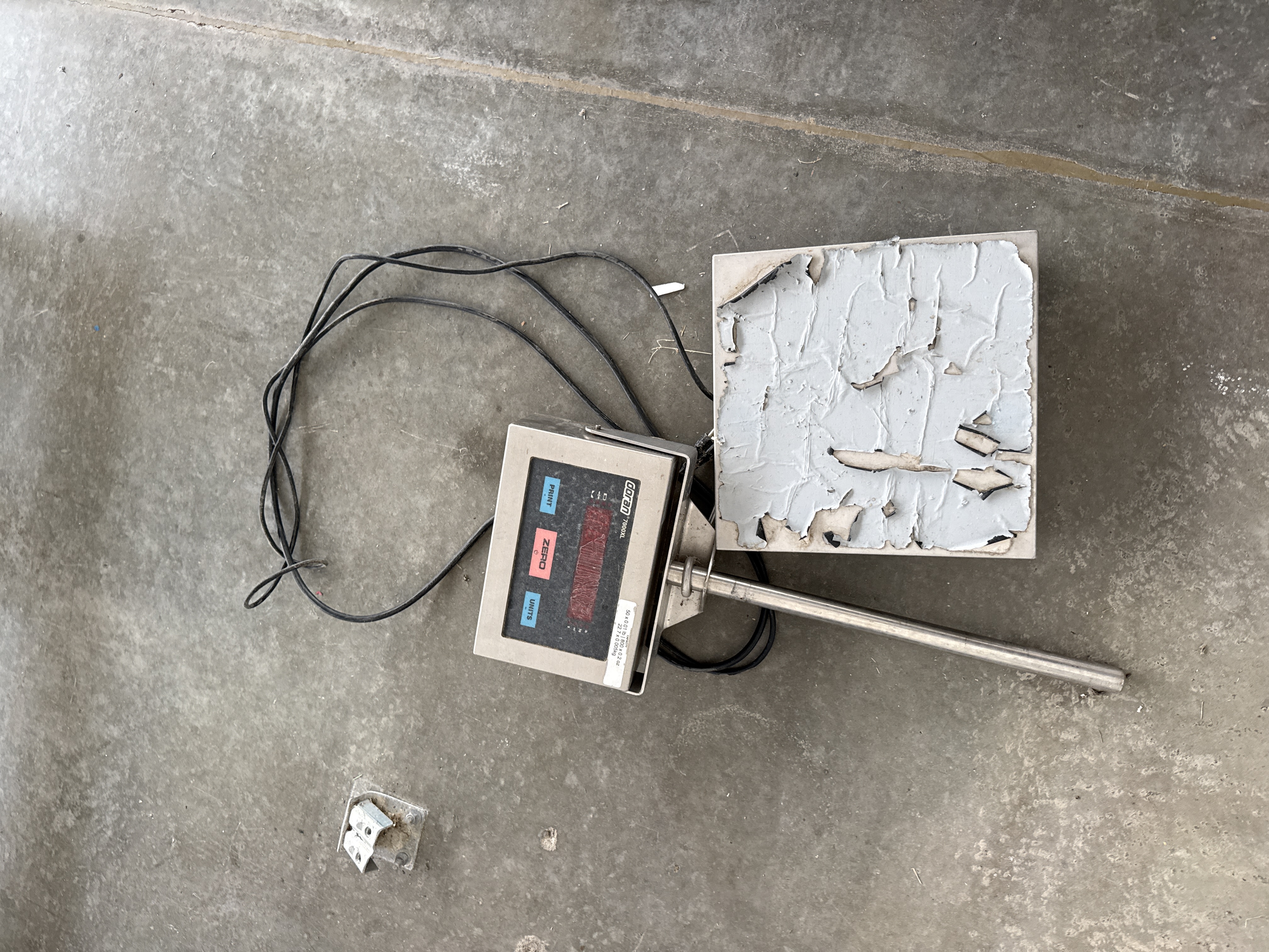 Doran 7000XL Stainless Steel Digital Bench Scale — 50 x 0.01 lb (As-Is)