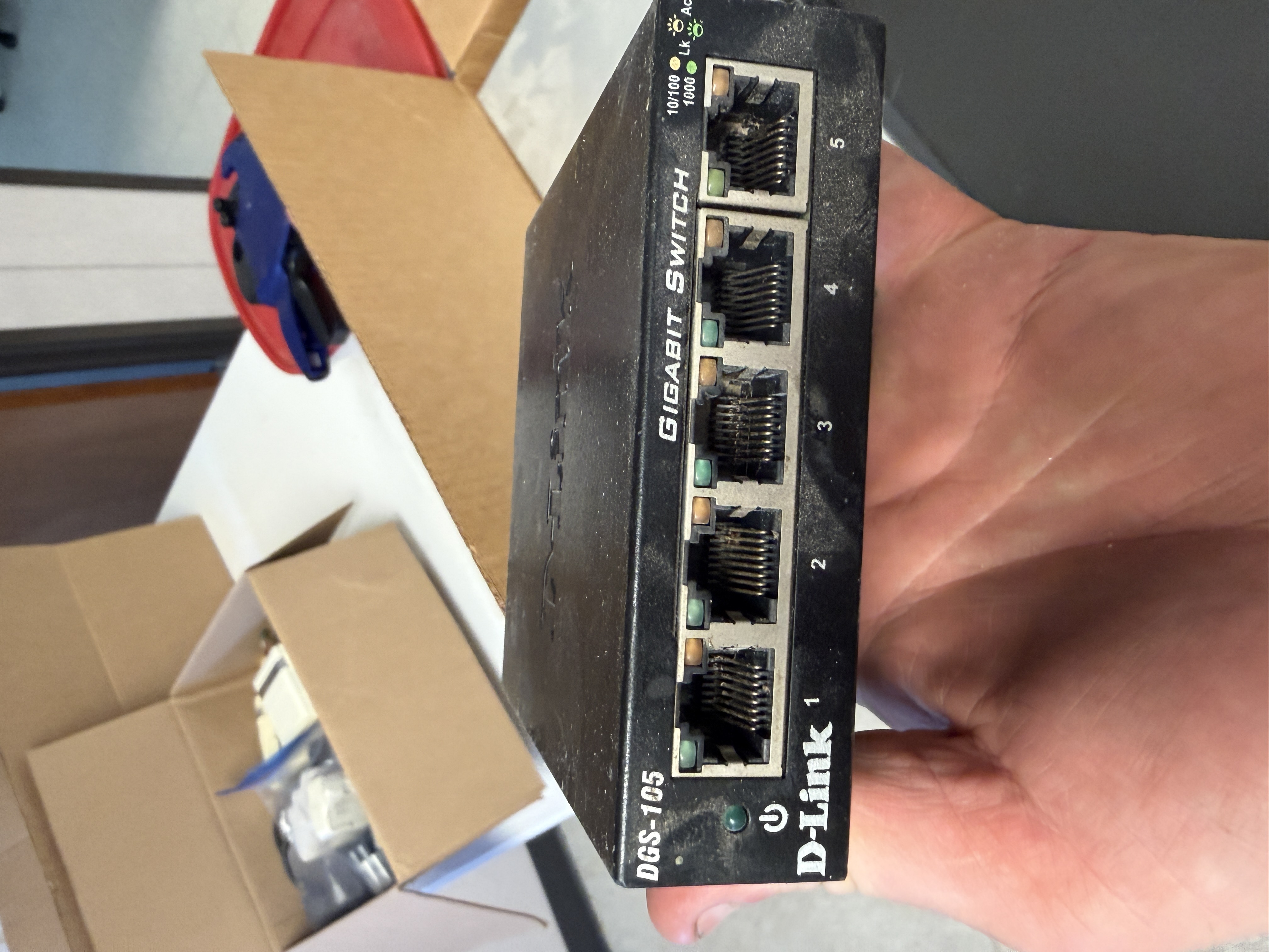 Networking Accessories Lot — D-Link DGS-105 5-Port Gigabit Switch + Ubiquiti Gigabit PoE Injector