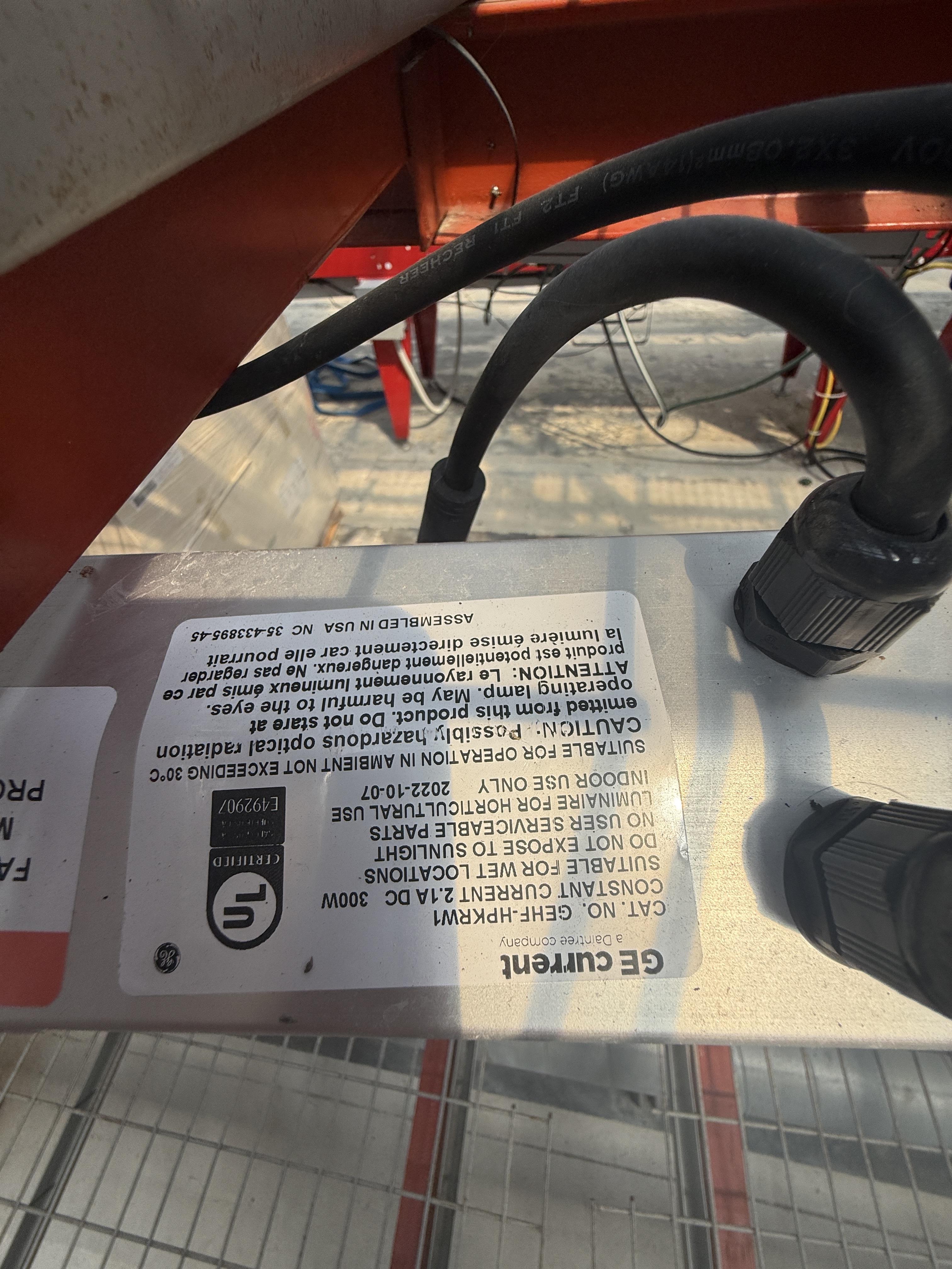 Greenhouse Growing System – GE Current LEDs, Flood Tables, Racking (69/88), photo 2