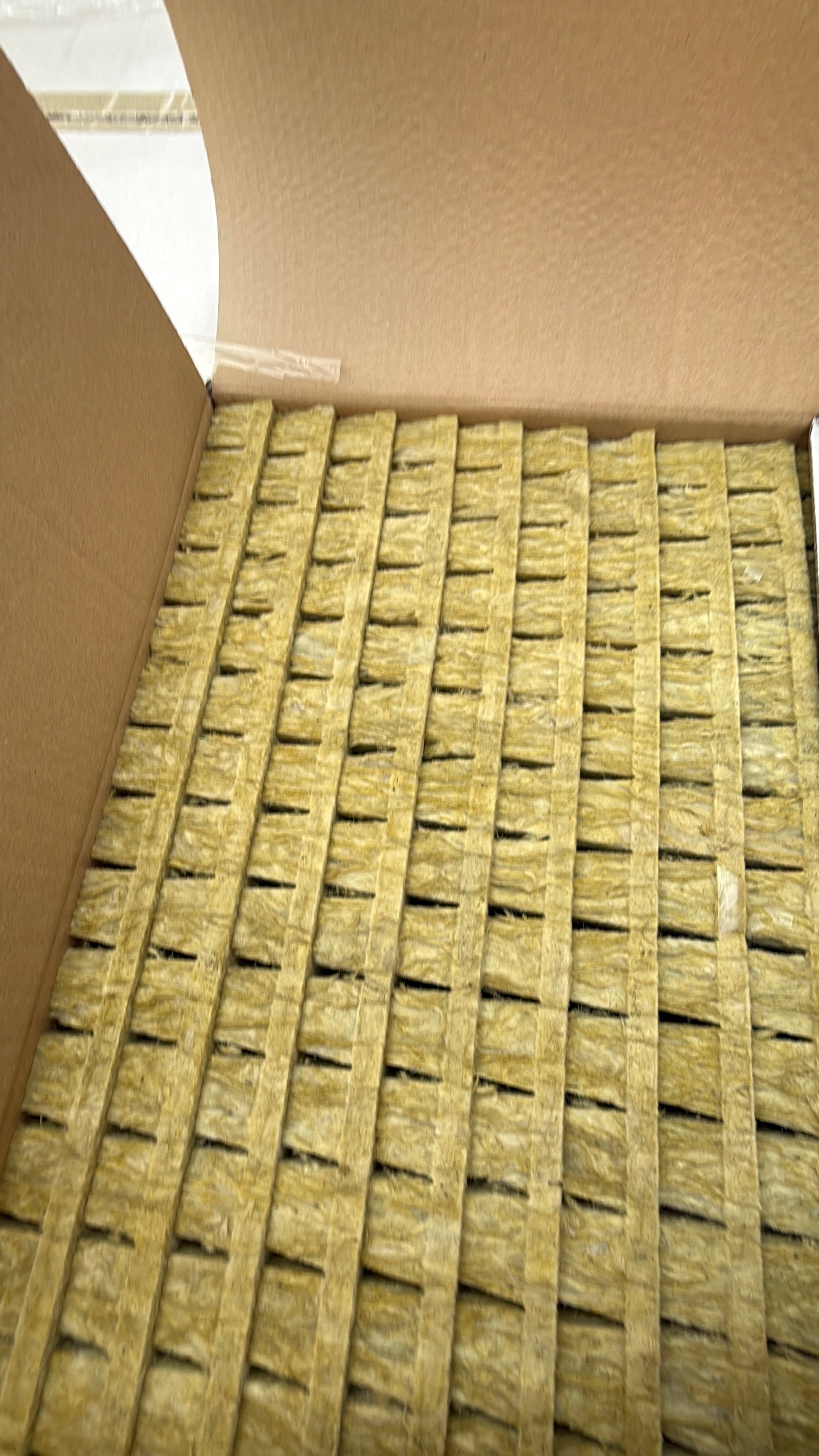 Grodan AO Propagation Plugs – 47,040 Units (2 Pallets, Full Cases), photo 3