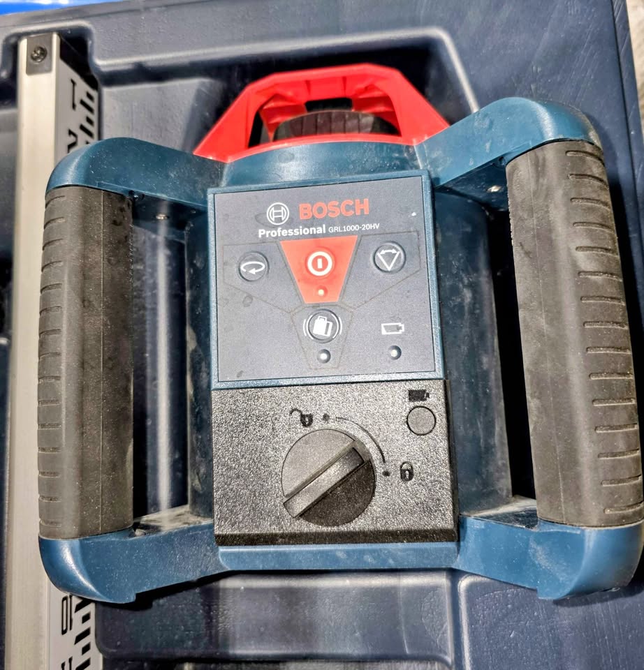 Bosch GRL1000-20HV Rotary Laser Level Kit – 1,000' Range – Complete Kit | Chesterton, IN, photo 2