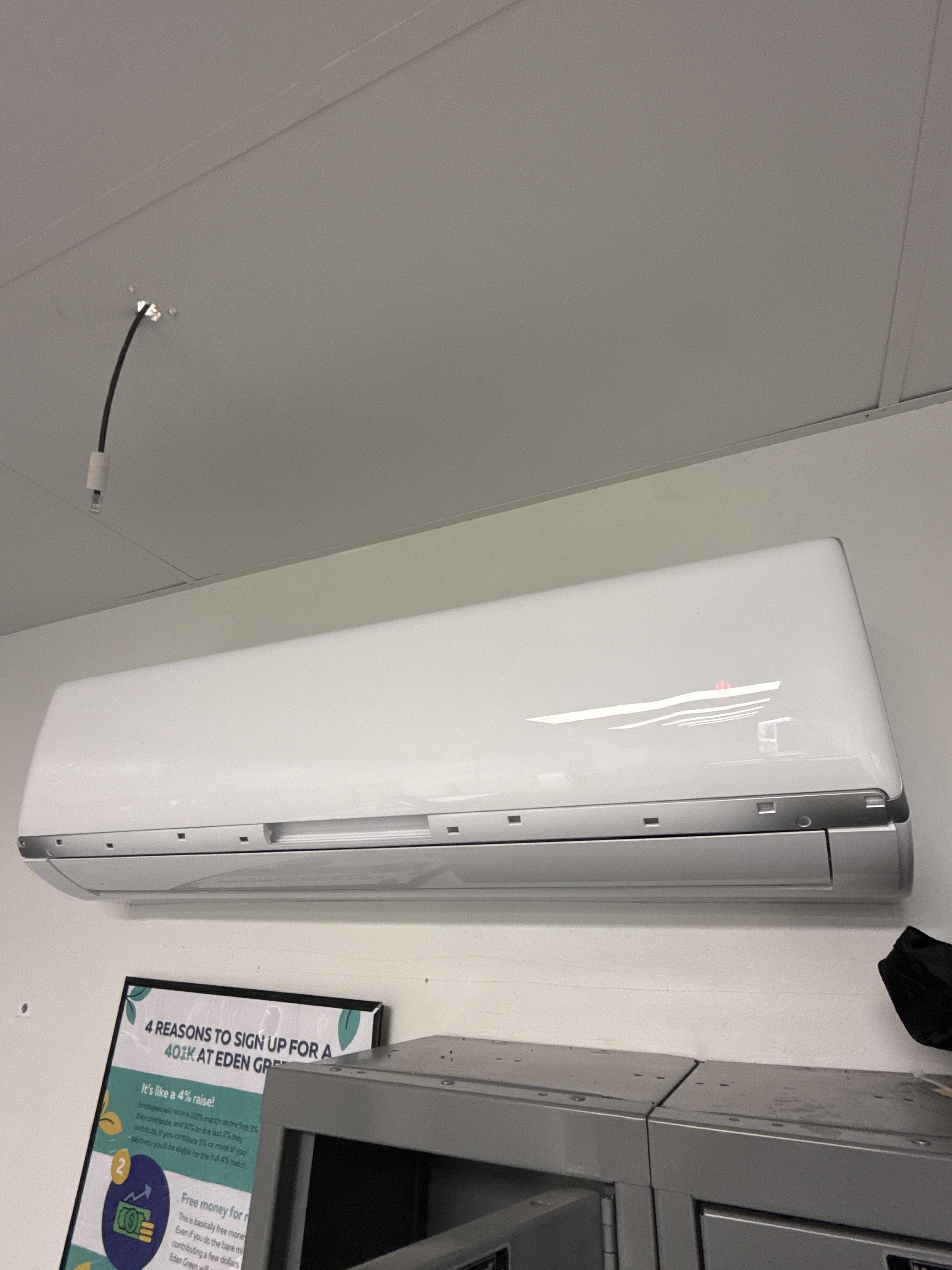 Johnson Controls 22,000 BTU Wall Mount Heat Pump Mini Split System, DHP24NWB21S, photo 3