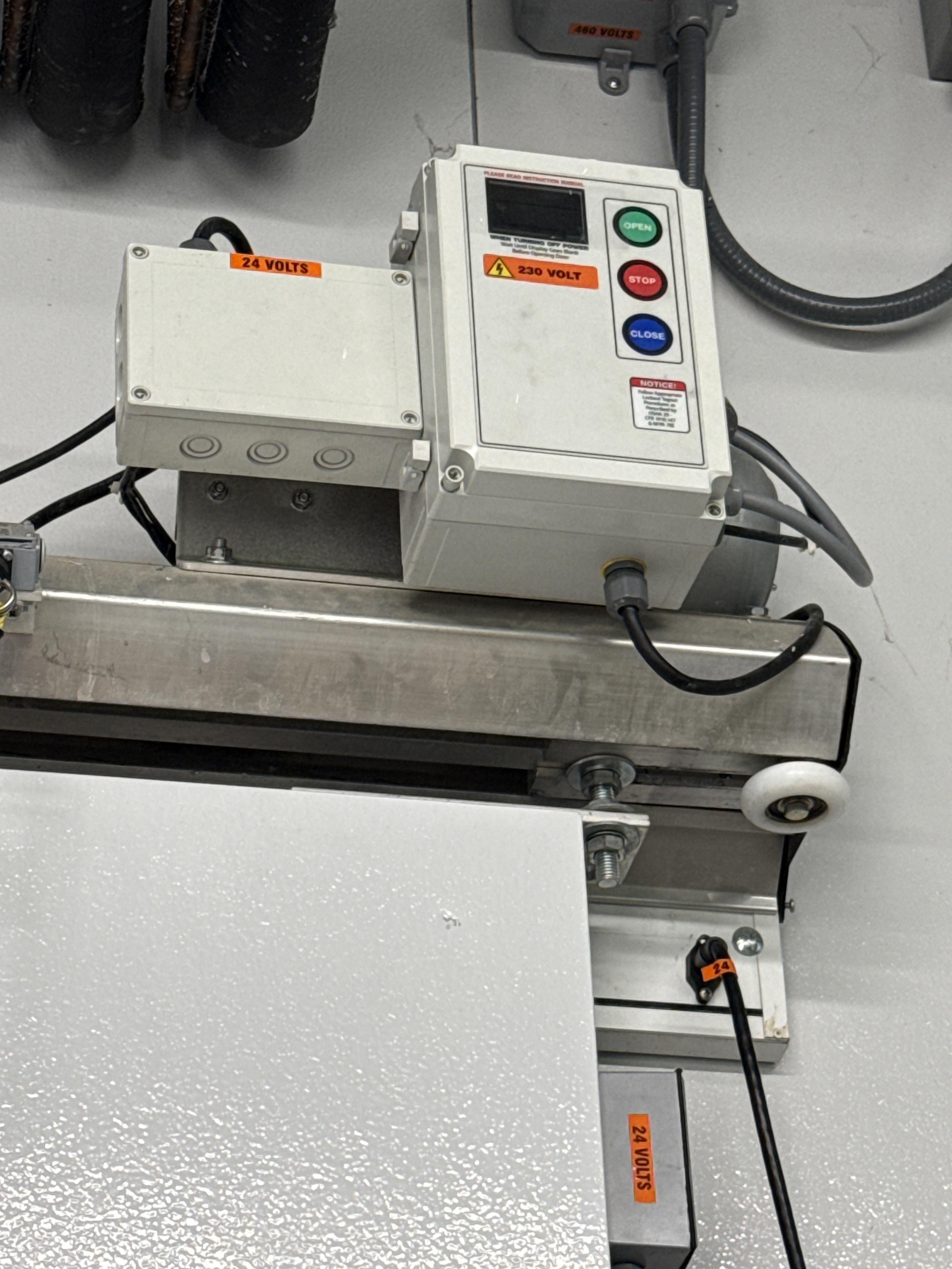 Kolpak 72 Inch Automated Insulated Sliding Cooler Door with Operator, photo 2