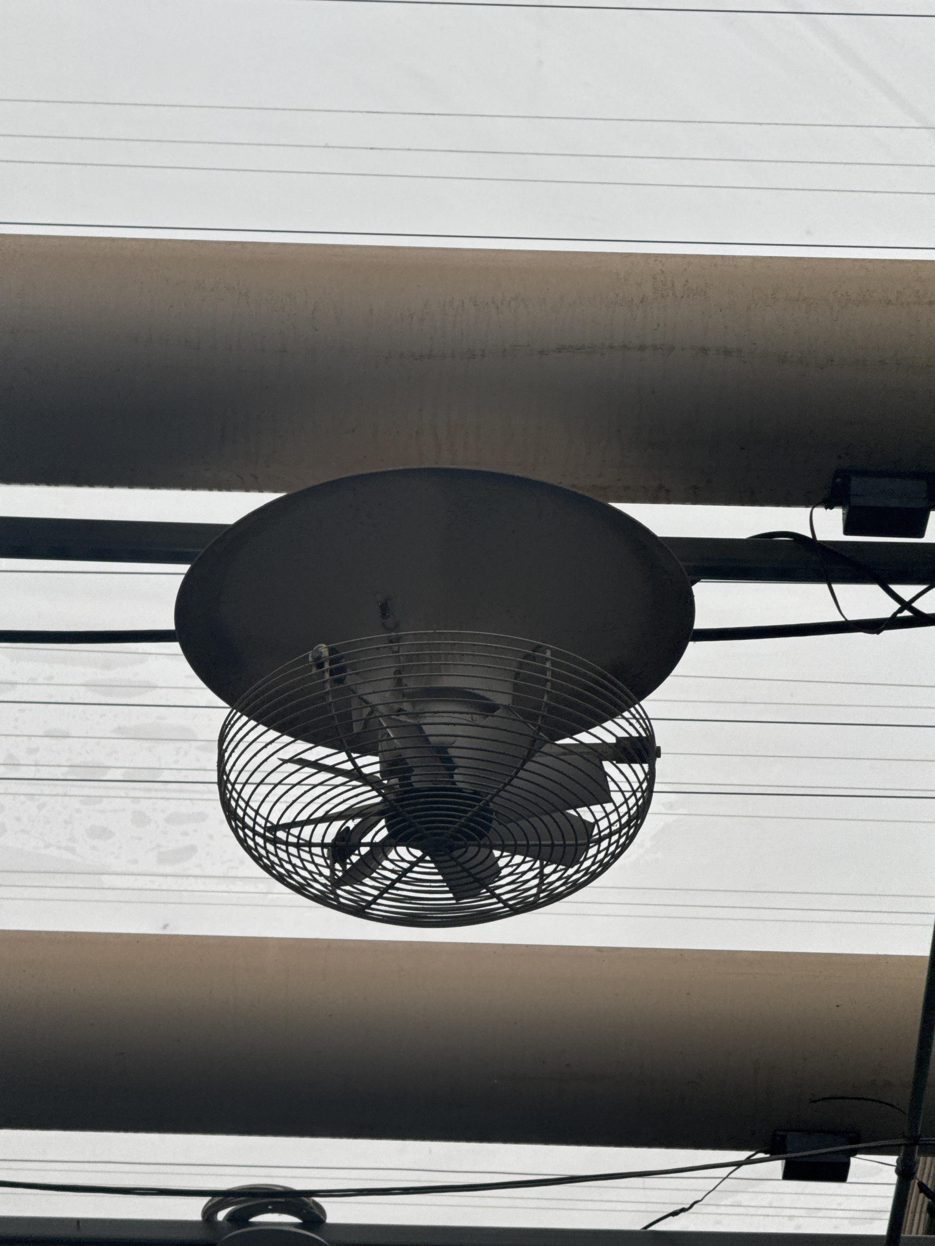 Package of 8 Greenhouse Ceiling Circulation Fans with Reflective Hoods, photo 2
